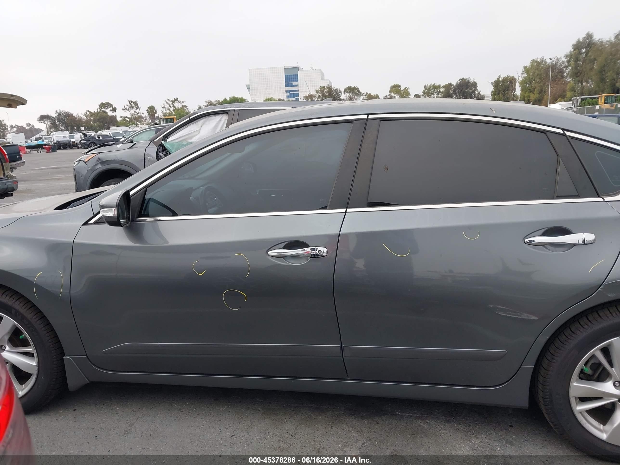 2014 Nissan Altima 2.5 Sv Gray vin: 1N4AL3AP8EN250420