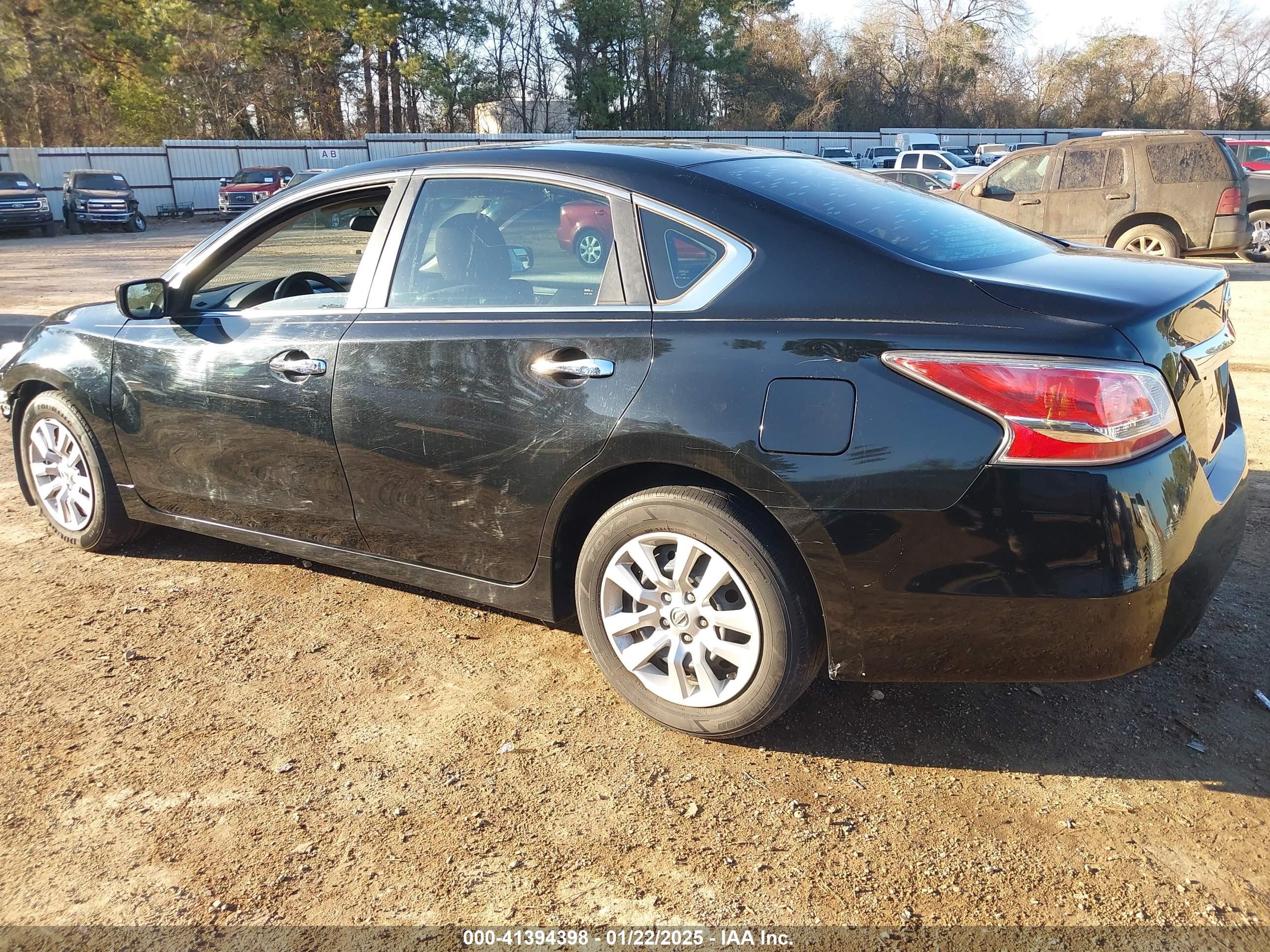 2014 Nissan Altima 2.5 S Black vin: 1N4AL3AP8EN330137