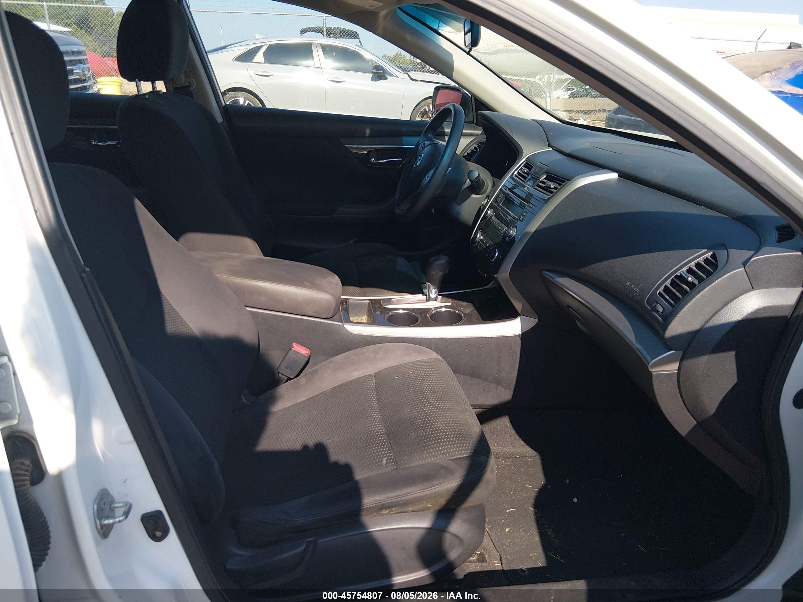 2014 Nissan Altima 2.5/2.5 S/2.5 Sl/2.5 Sv White vin: 1N4AL3AP8EN337525