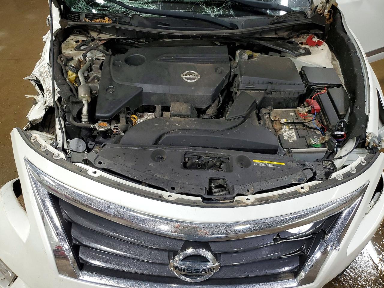 2014 Nissan Altima 2.5 S White vin: 1N4AL3AP8EN341669