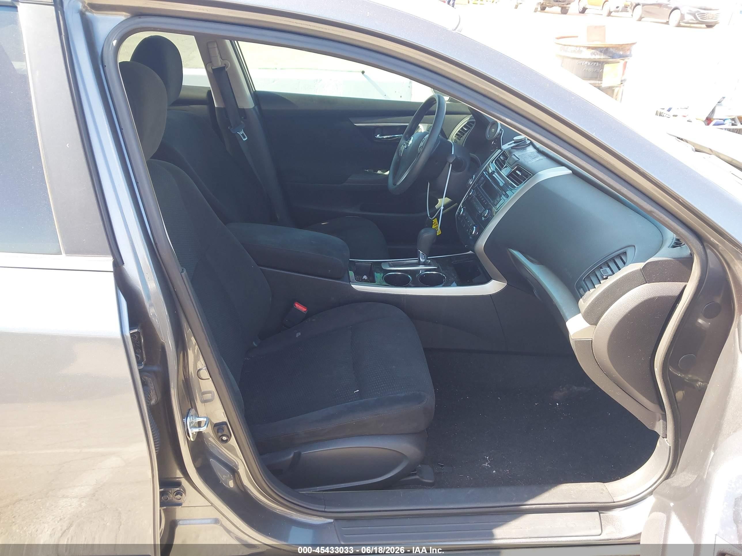 2014 Nissan Altima 2.5 S Gray vin: 1N4AL3AP8EN356298