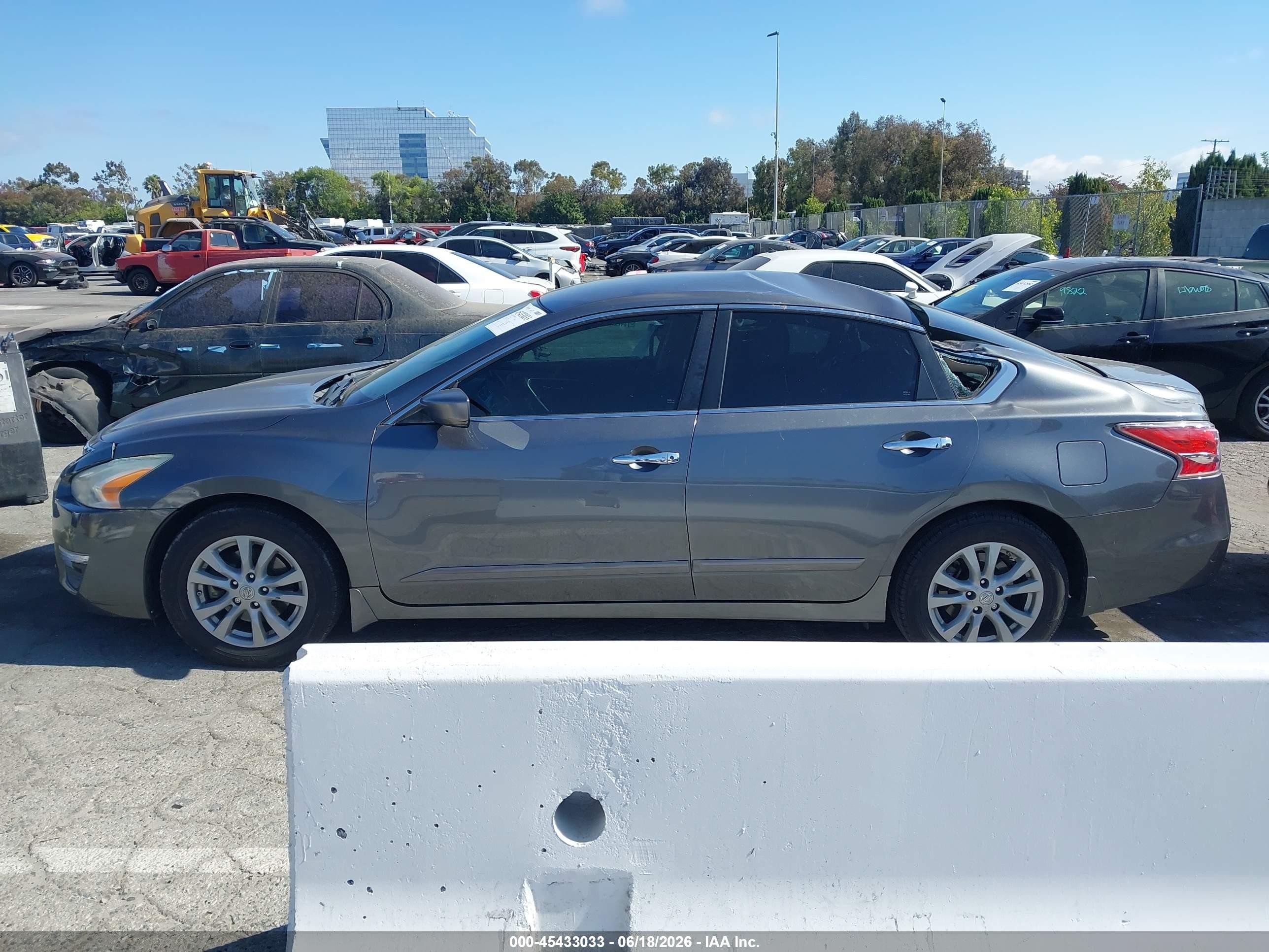 2014 Nissan Altima 2.5 S Gray vin: 1N4AL3AP8EN356298
