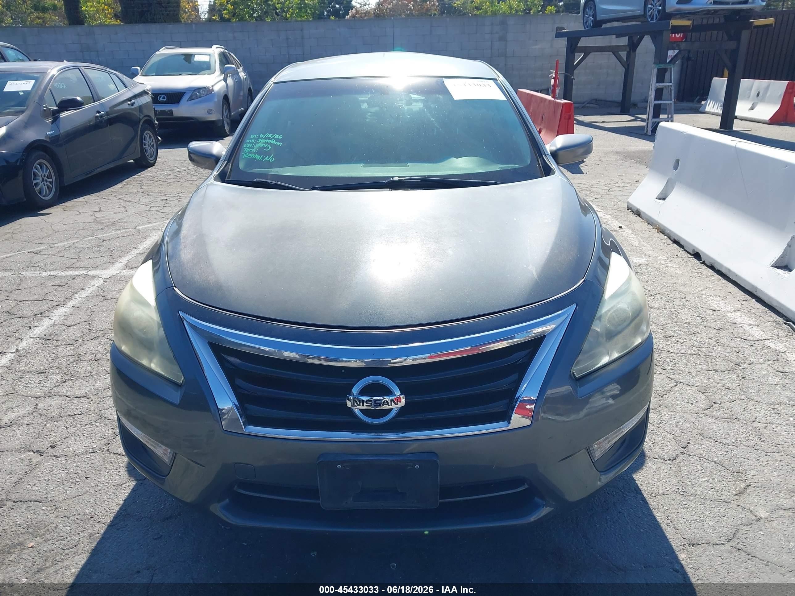 2014 Nissan Altima 2.5 S Gray vin: 1N4AL3AP8EN356298