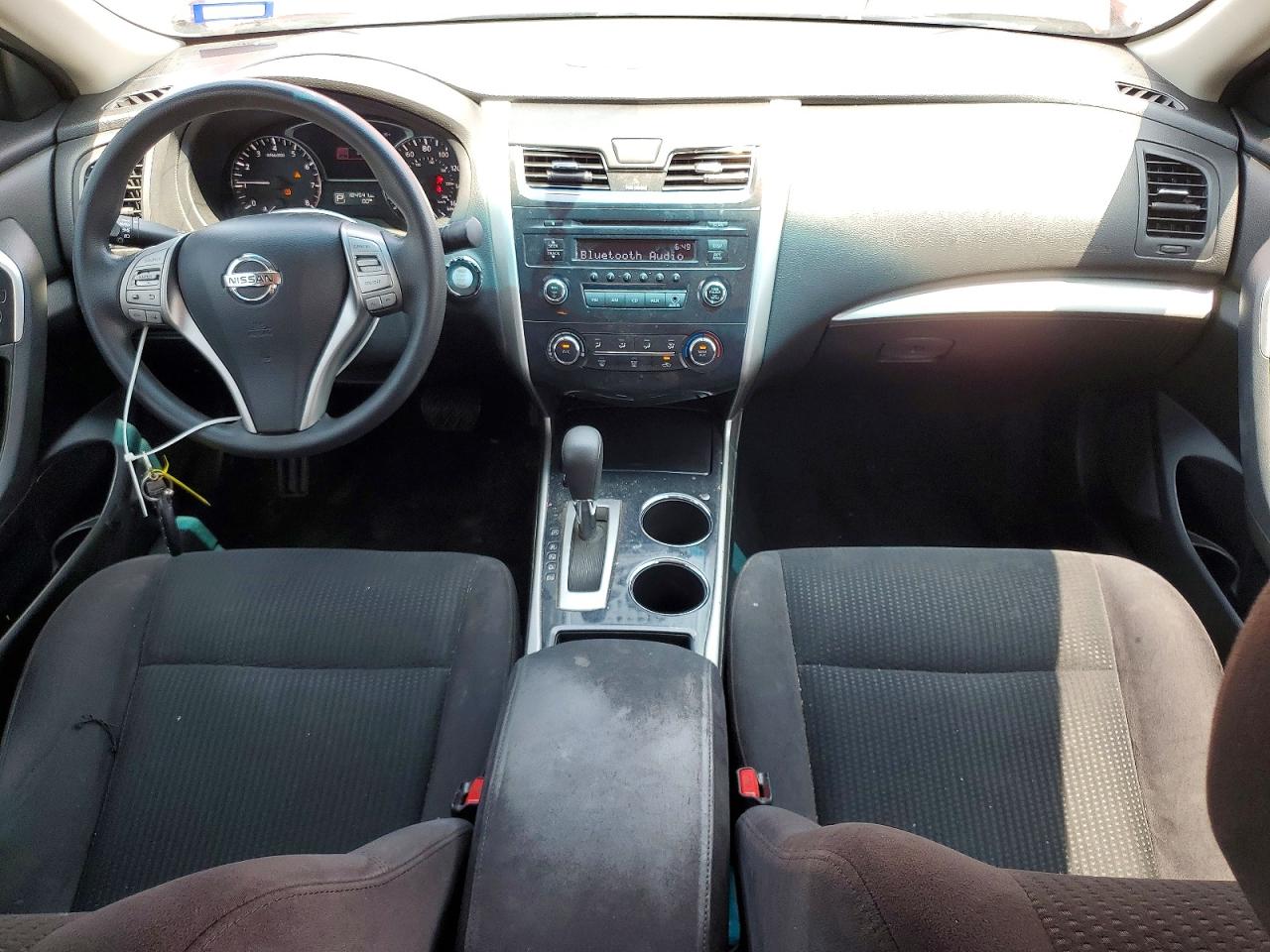 2014 Nissan Altima 2.5 S Red vin: 1N4AL3AP8EN359170