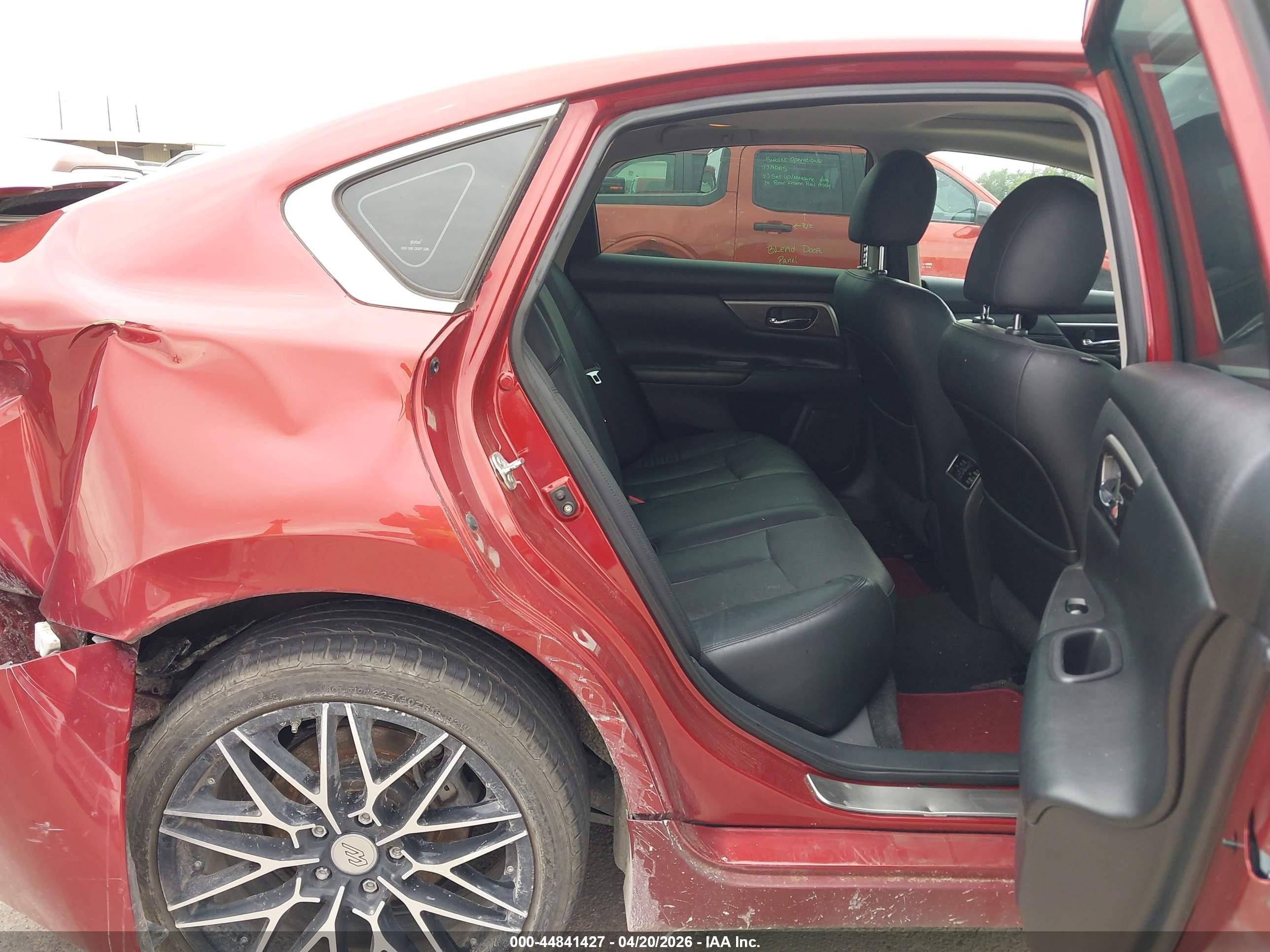 2014 Nissan Altima 2.5 Sl Maroon vin: 1N4AL3AP8EN364207