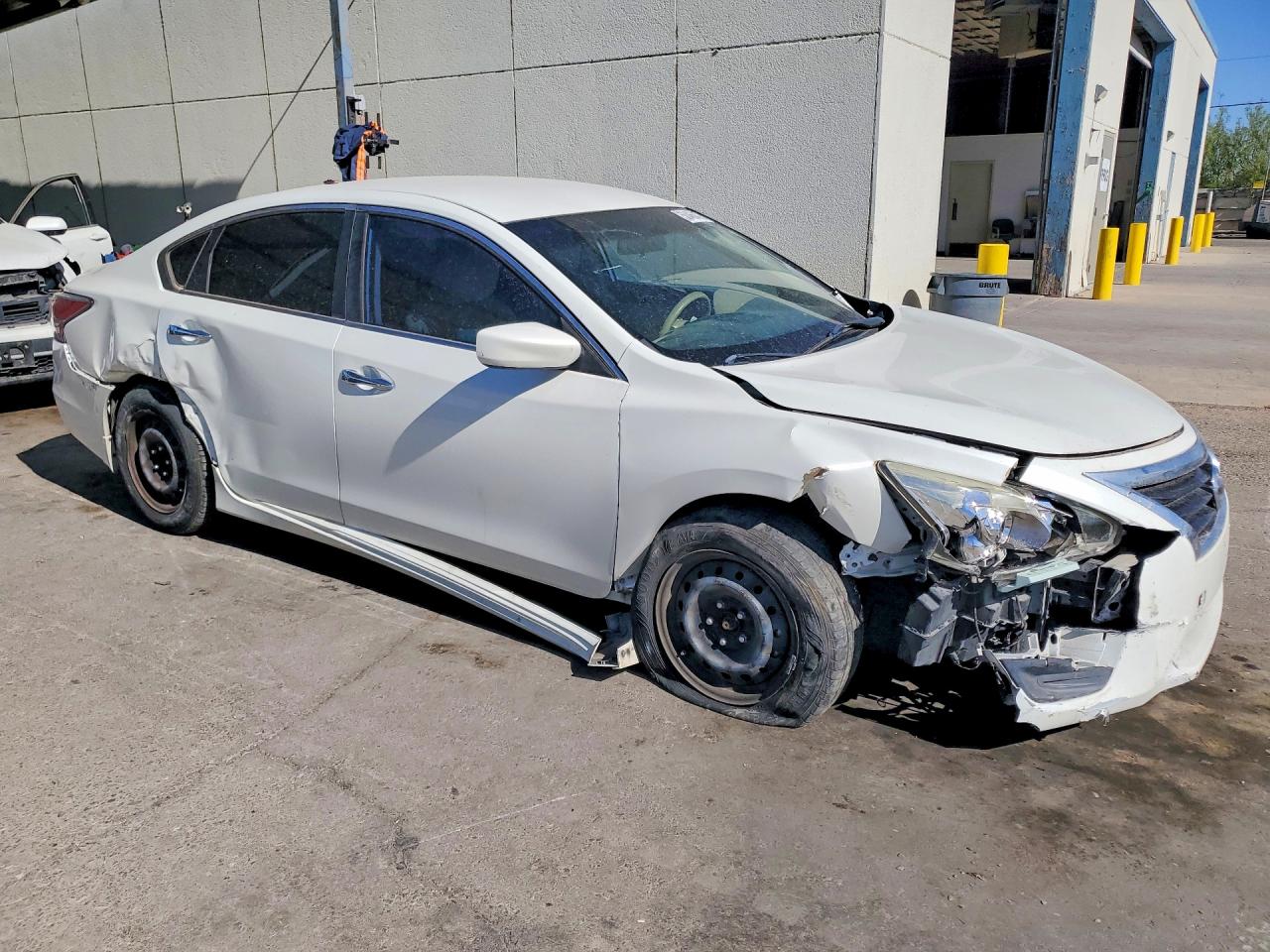 2014 Nissan Altima 2.5 S White vin: 1N4AL3AP8EN366099