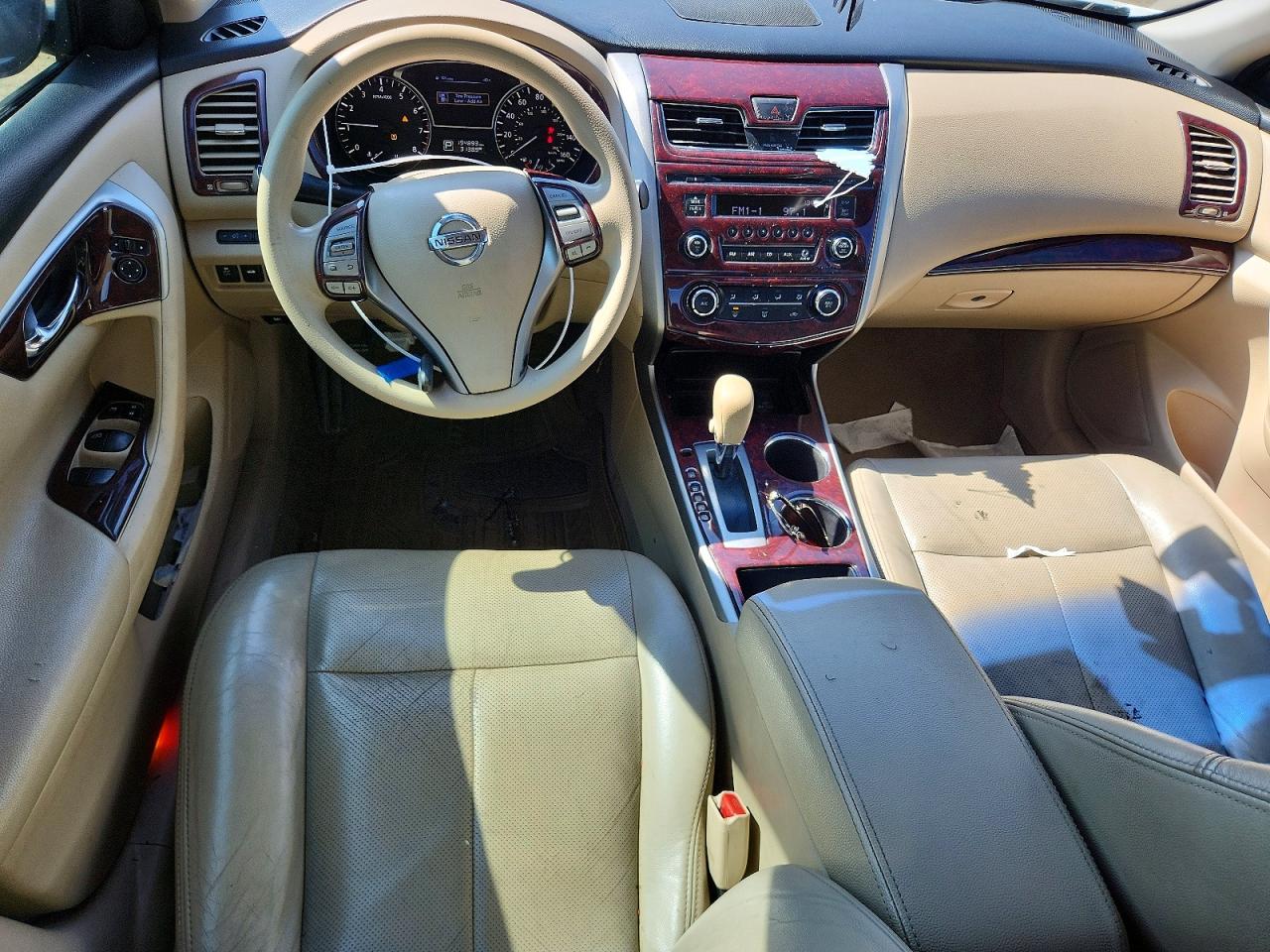 2014 Nissan Altima 2.5 S White vin: 1N4AL3AP8EN369942