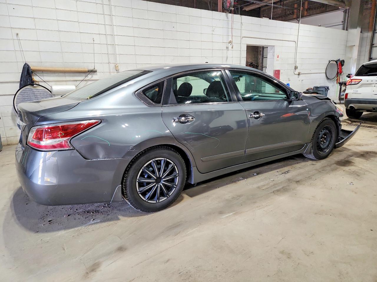 2014 Nissan Altima 2.5 S Charcoal vin: 1N4AL3AP8EN377622