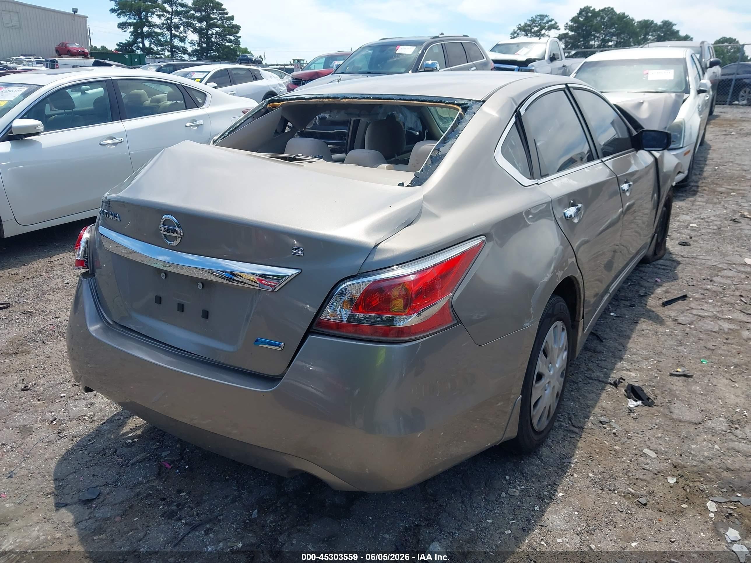 2014 Nissan Altima 2.5 S Tan vin: 1N4AL3AP8EN378379