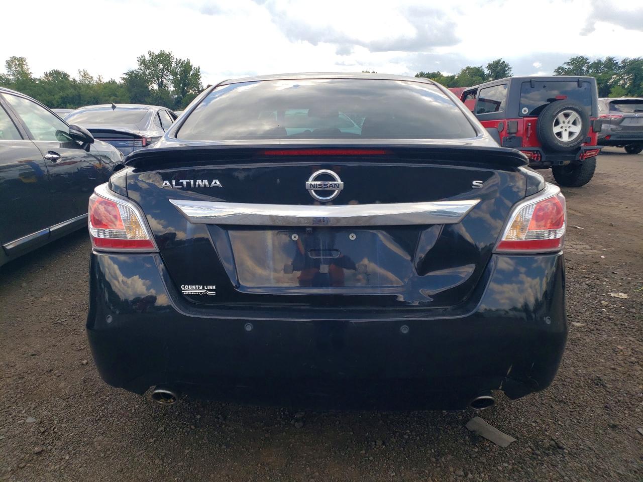 2015 Nissan Altima 2.5 S Черный vin: 1N4AL3AP8FC112342