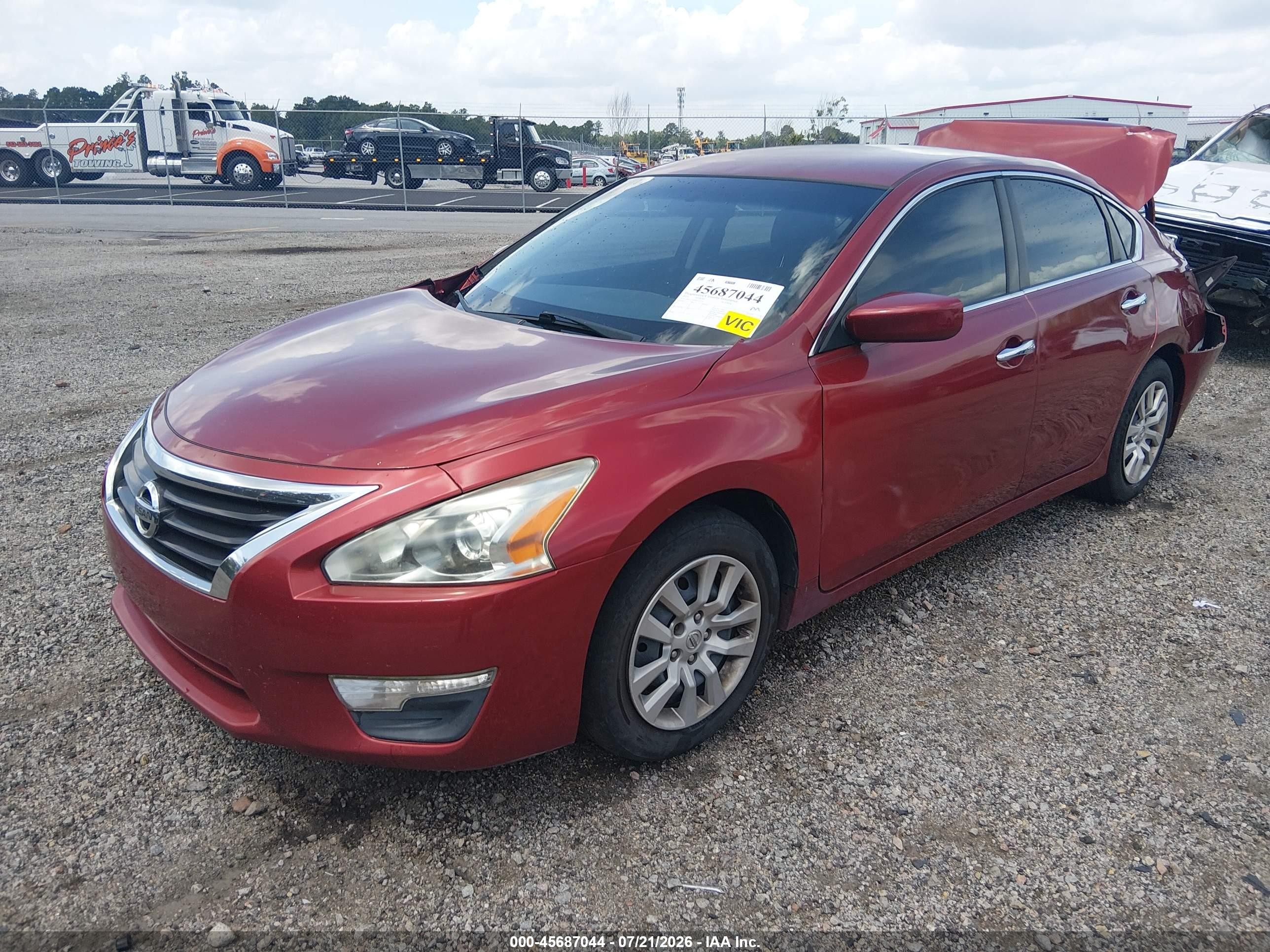 2015 Nissan Altima 2.5 S Red vin: 1N4AL3AP8FC126743