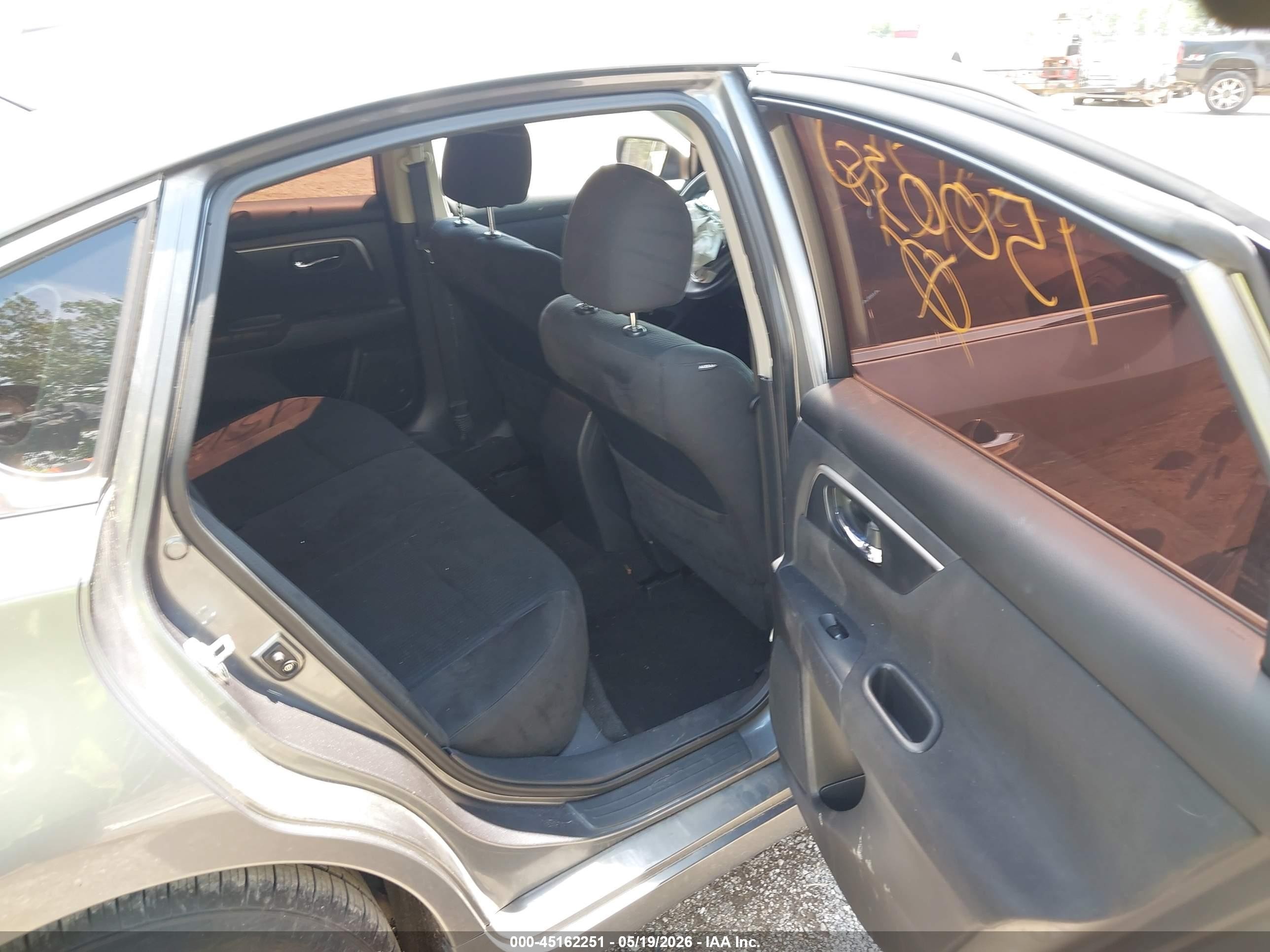 2015 Nissan Altima 2.5 S Gray vin: 1N4AL3AP8FC150038