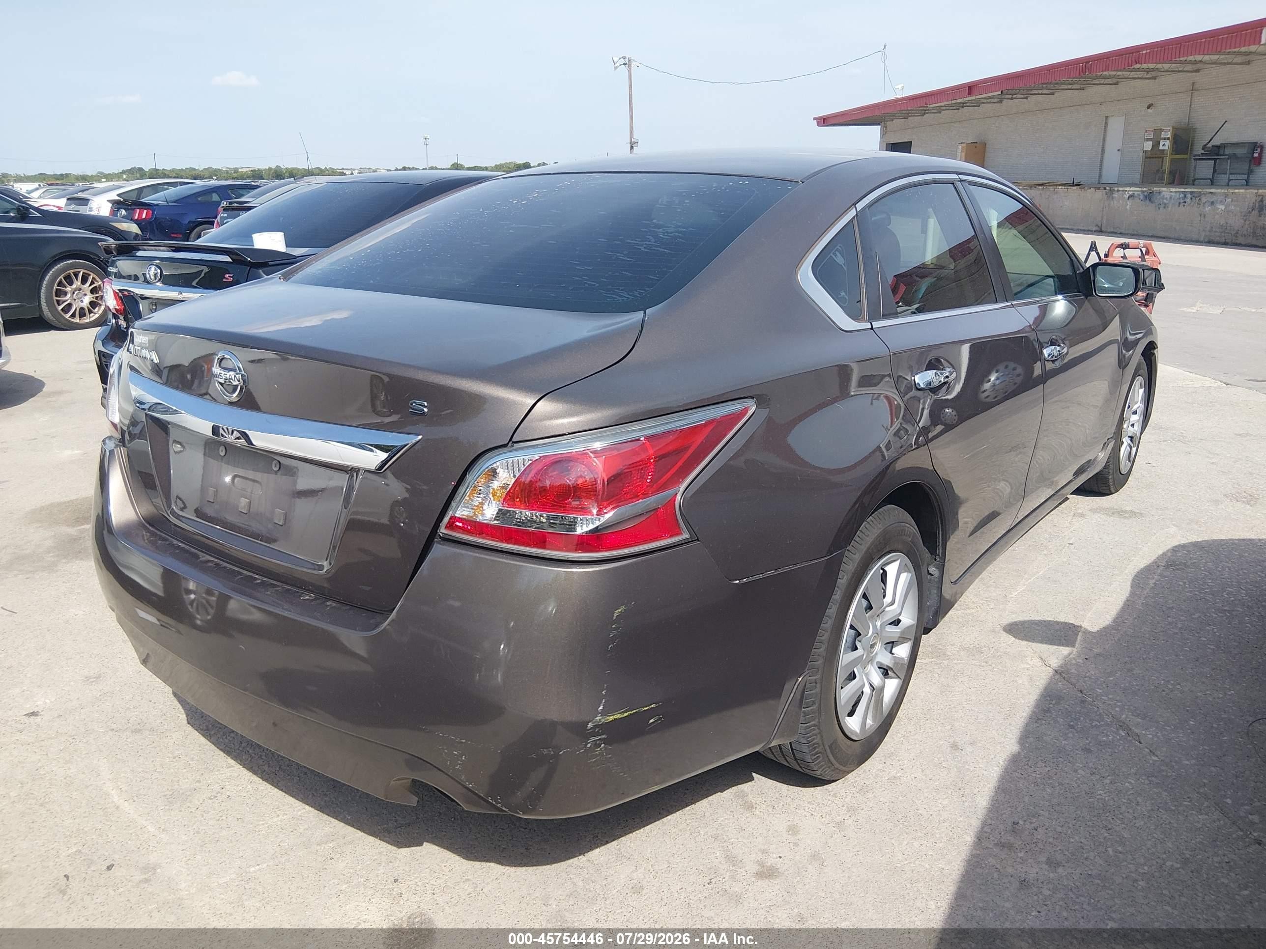 2015 Nissan Altima 2.5 S Brown vin: 1N4AL3AP8FC156731