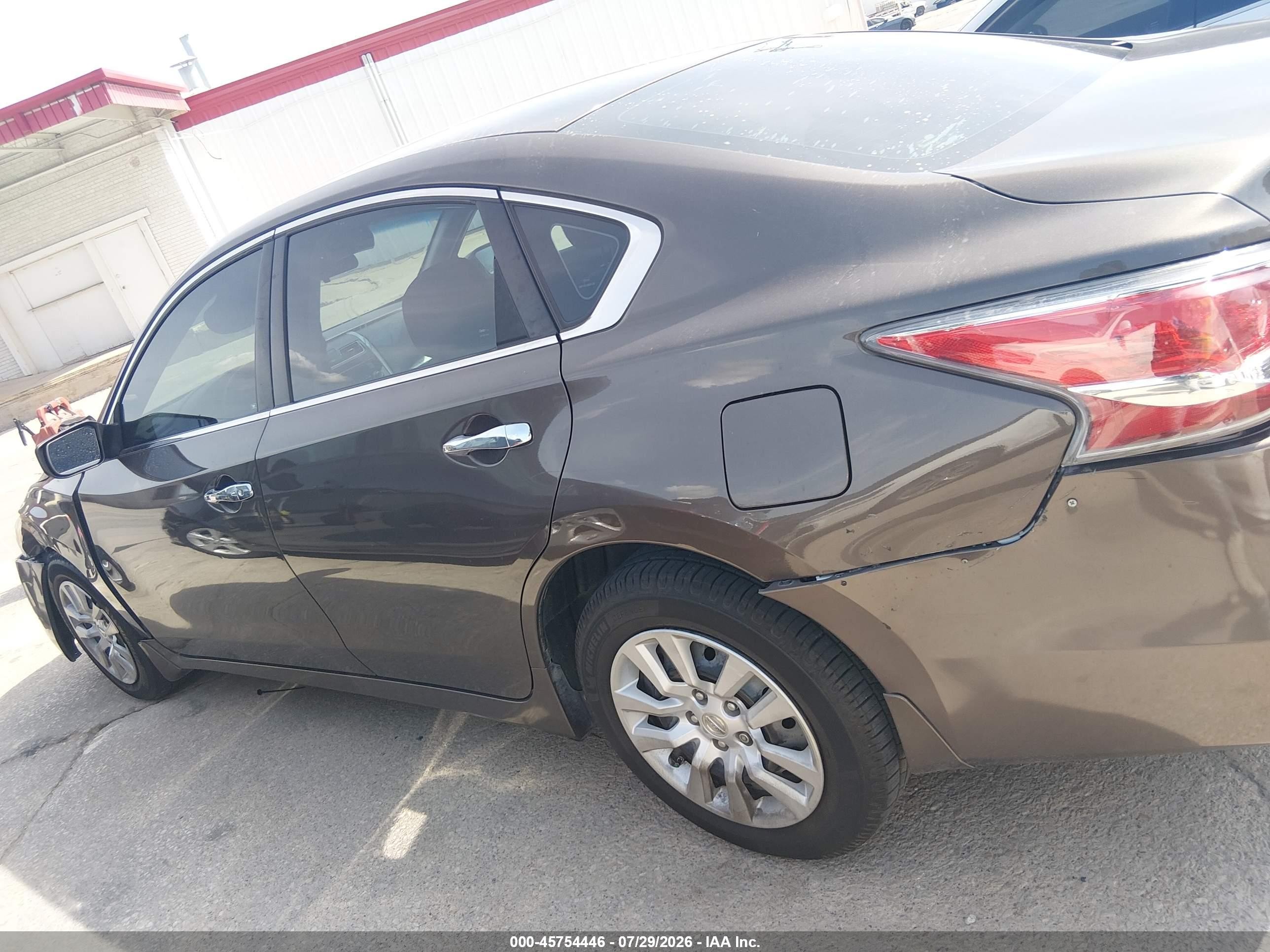 2015 Nissan Altima 2.5 S Brown vin: 1N4AL3AP8FC156731