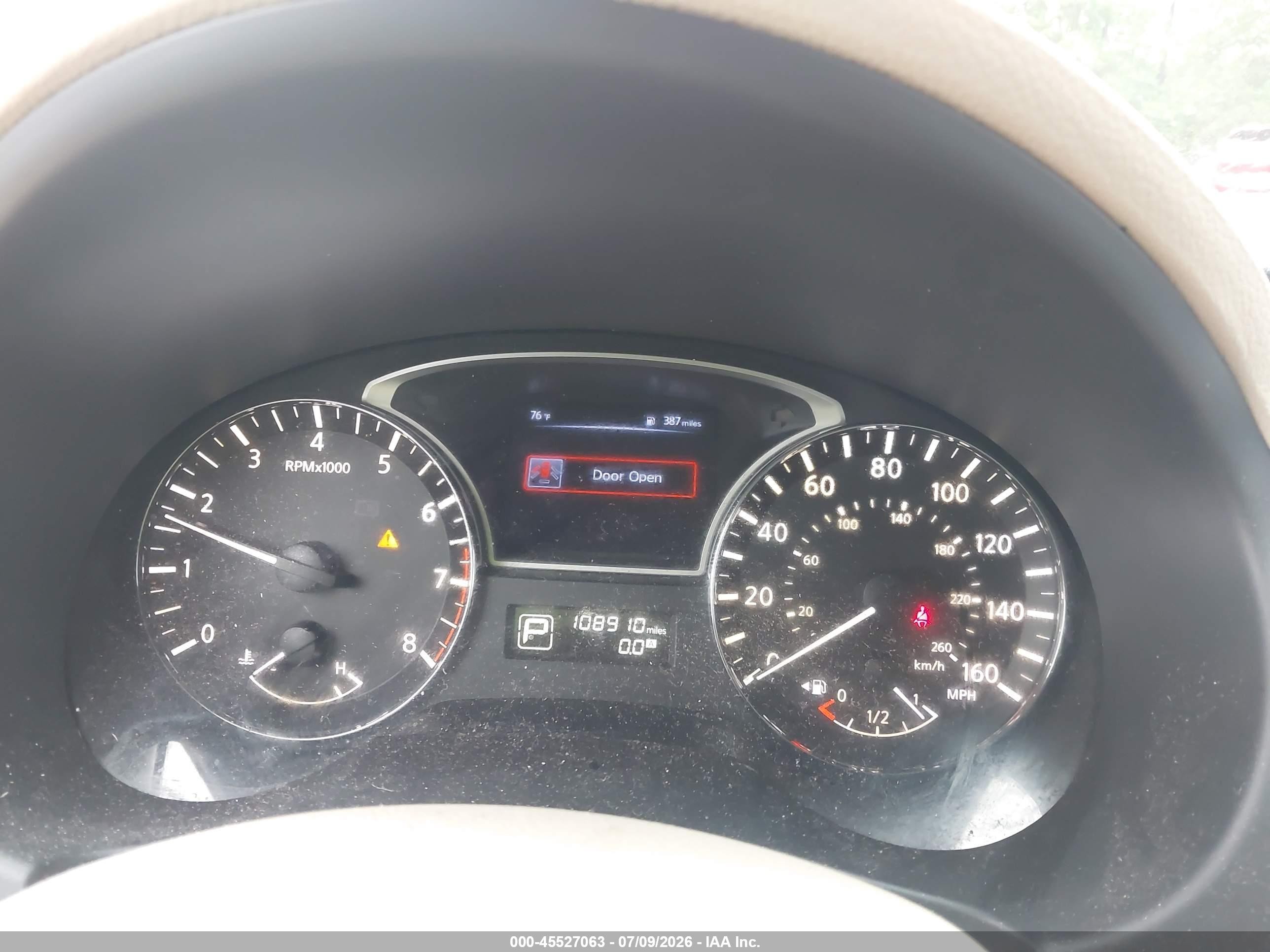 2015 Nissan Altima 2.5 S Красный vin: 1N4AL3AP8FC158740