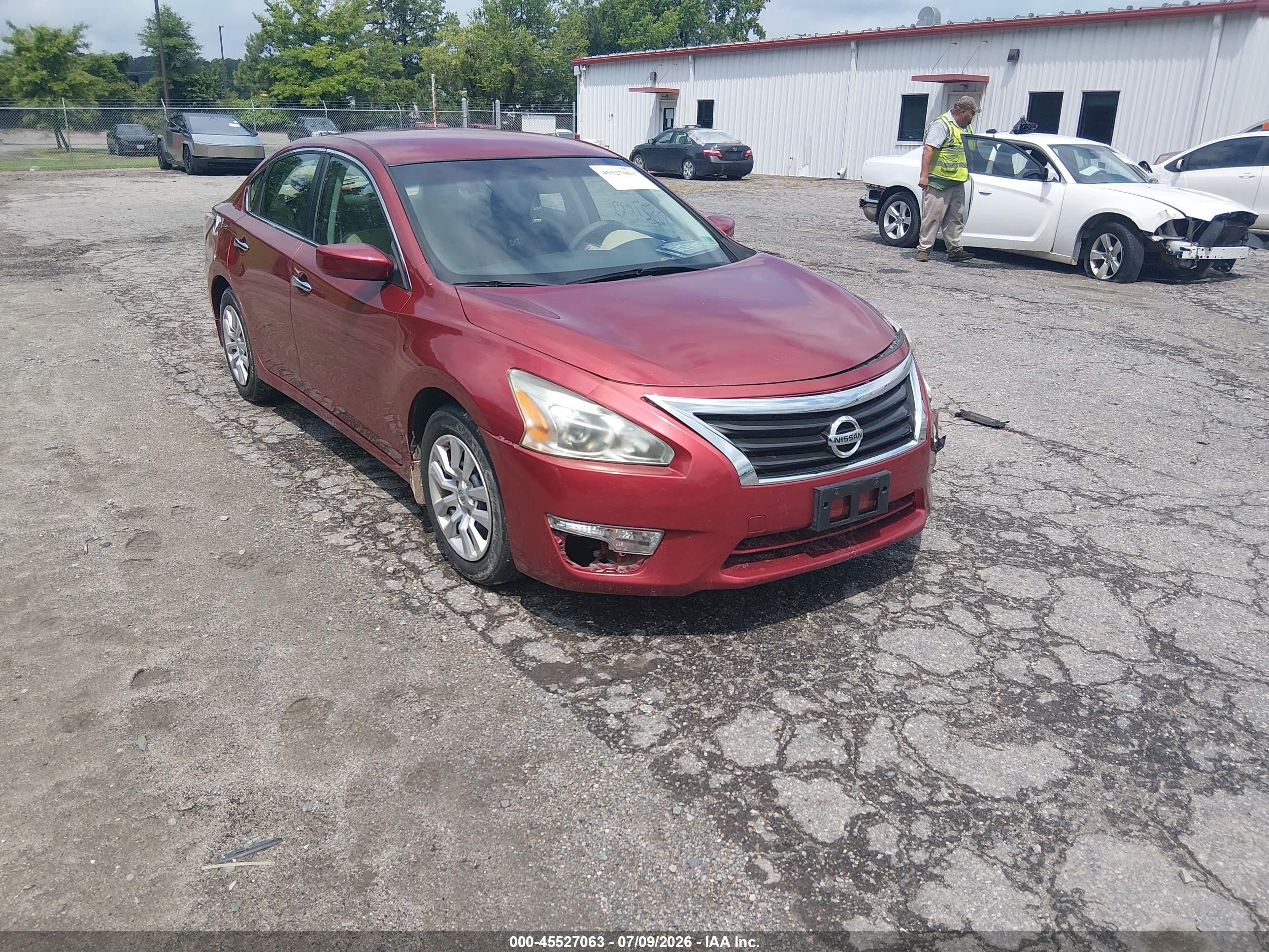2015 Nissan Altima 2.5 S Красный vin: 1N4AL3AP8FC158740