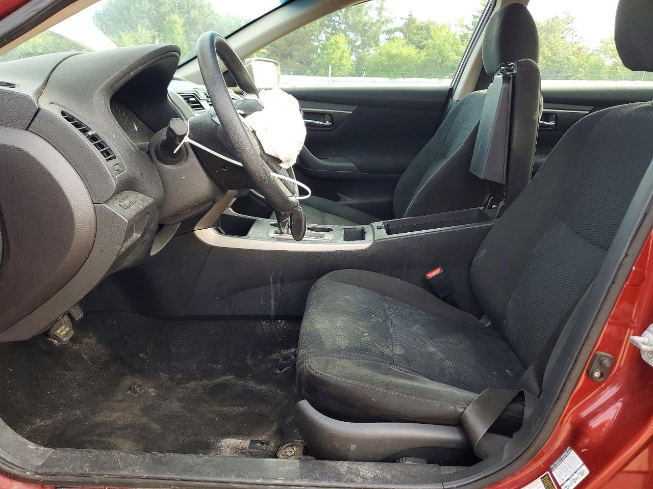 2015 Nissan Altima 2.5 S Red vin: 1N4AL3AP8FC173707