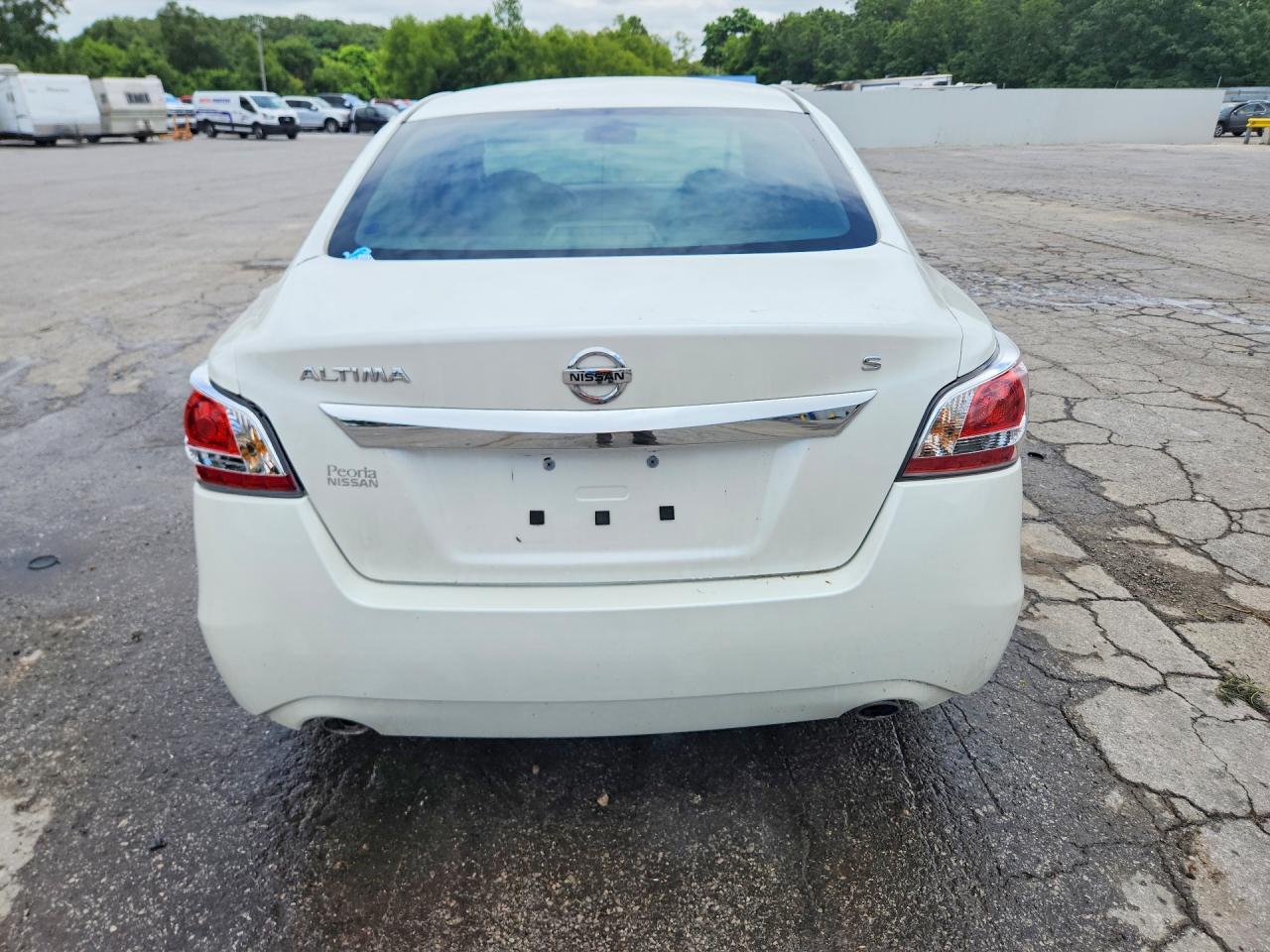 2015 Nissan Altima 2.5 S White vin: 1N4AL3AP8FC179572