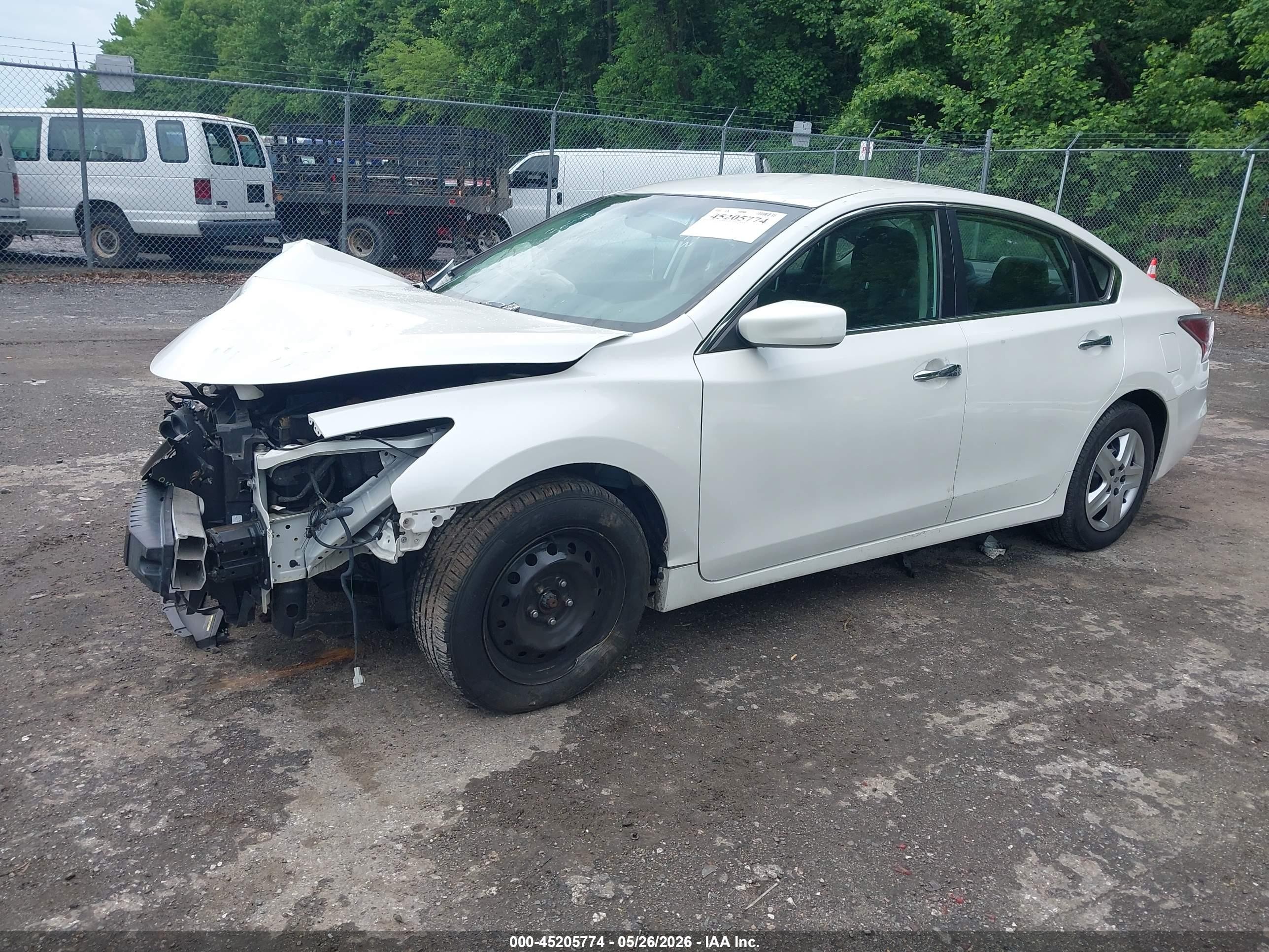 2015 Nissan Altima 2.5/2.5 S/2.5 Sl/2.5 Sv White vin: 1N4AL3AP8FC181015