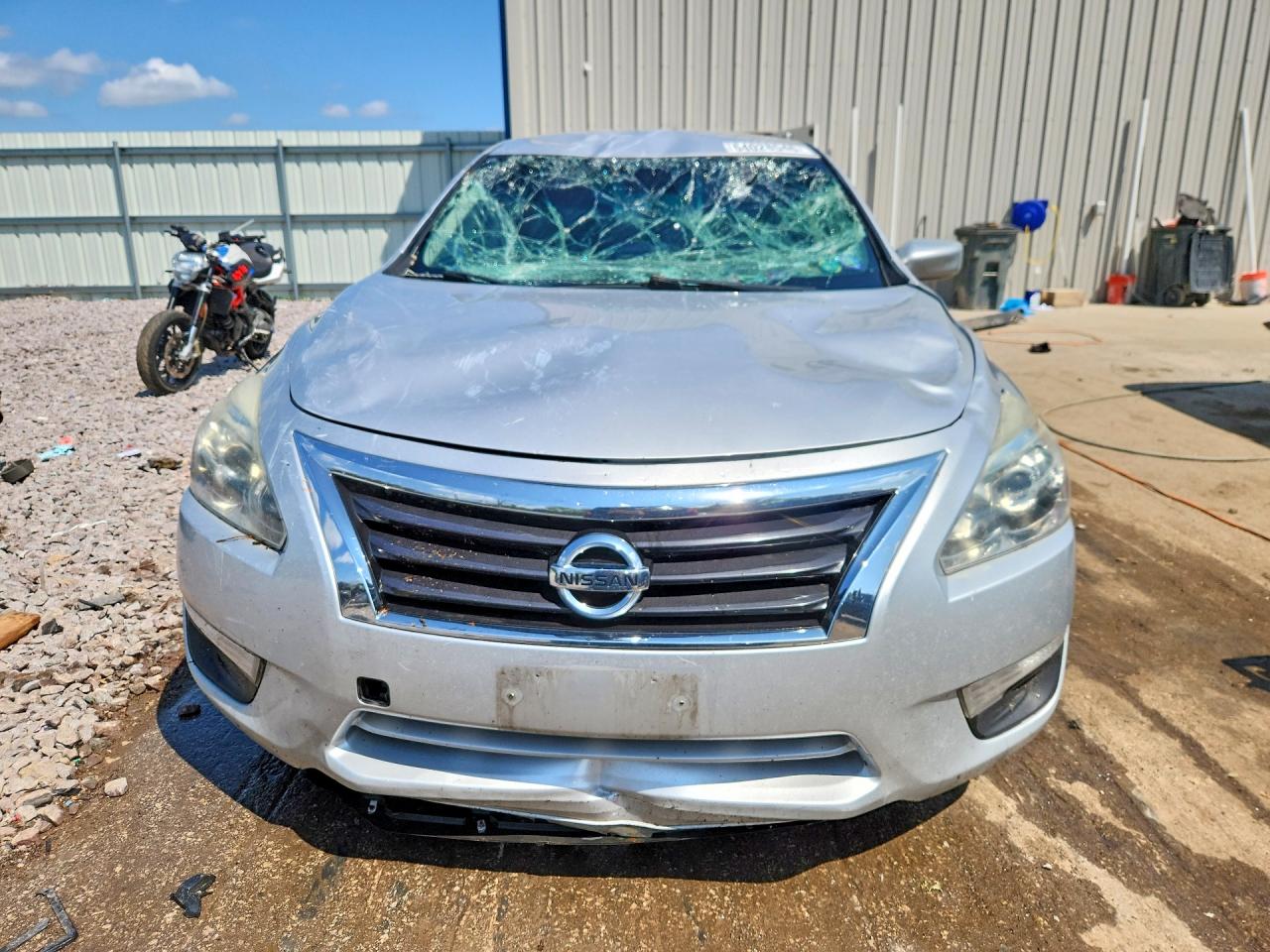2015 Nissan Altima 2.5 S Silver vin: 1N4AL3AP8FC181158
