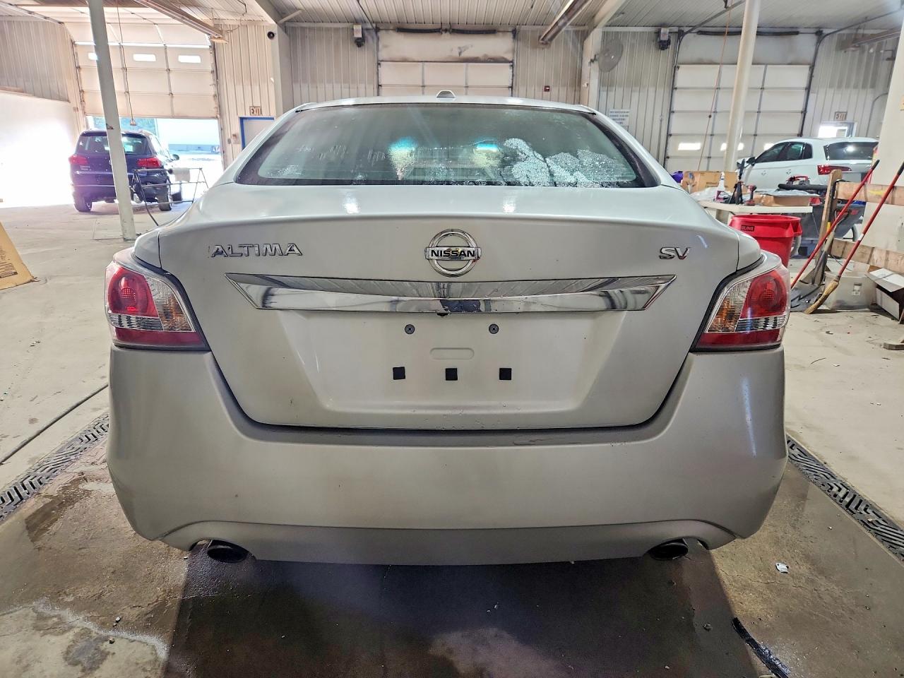 2015 Nissan Altima 2.5 Sv Silver vin: 1N4AL3AP8FC182956
