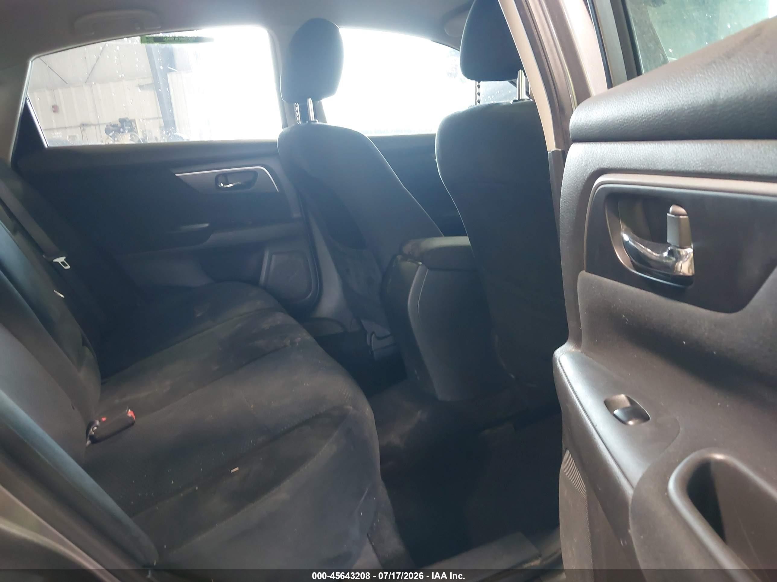 2015 Nissan Altima 2.5 S Gray vin: 1N4AL3AP8FC205037