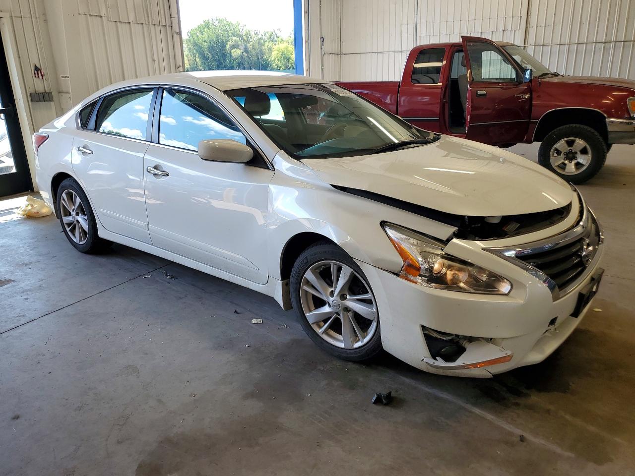 2015 Nissan Altima 2.5 Sv White vin: 1N4AL3AP8FC206852