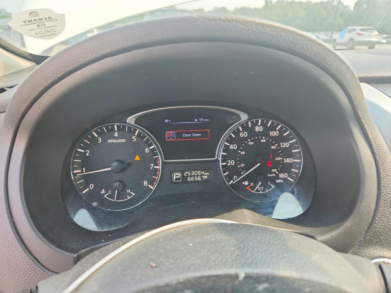 2015 Nissan Altima 2.5 S White vin: 1N4AL3AP8FC215003