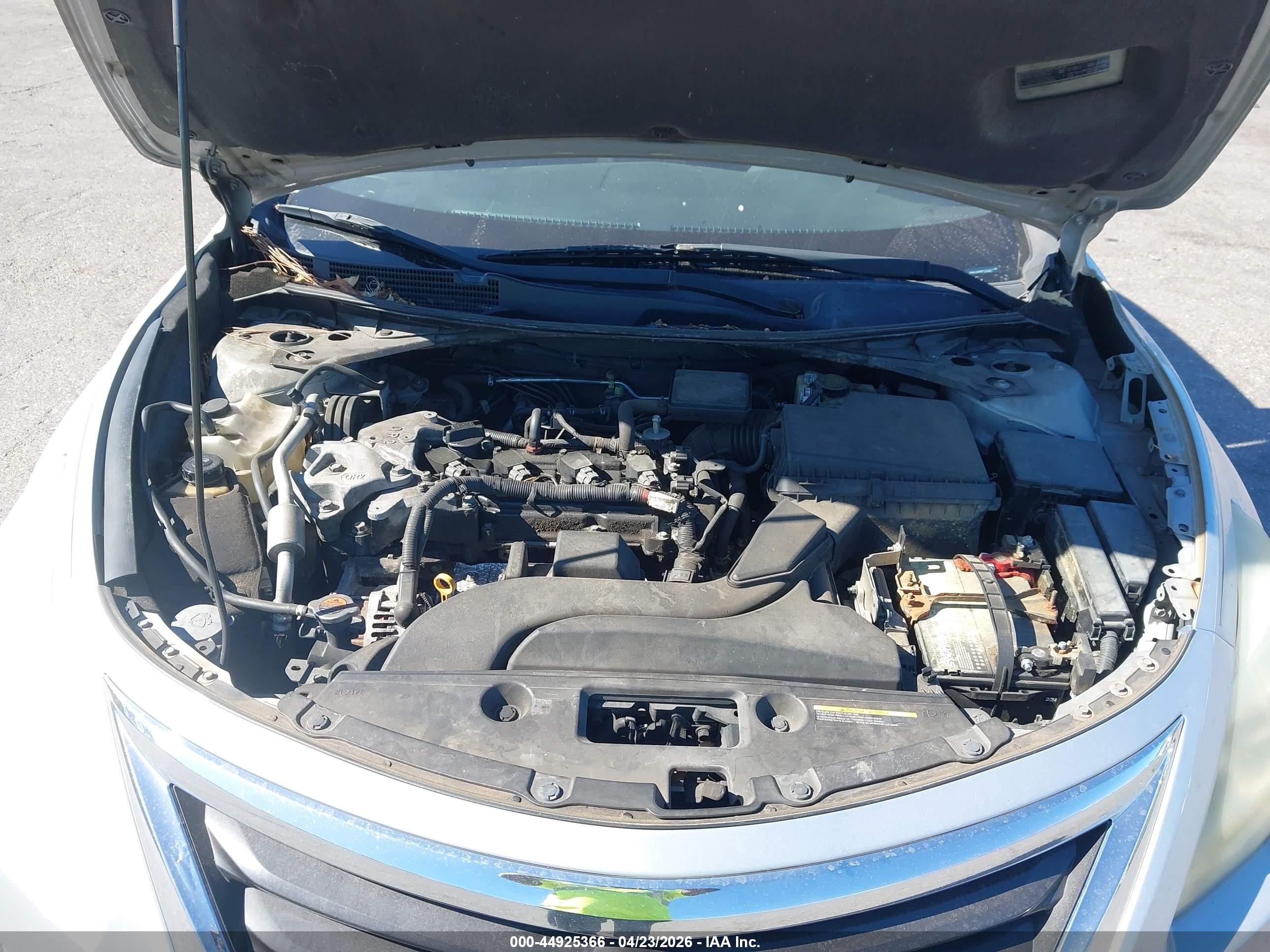 2015 Nissan Altima 2.5 Silver vin: 1N4AL3AP8FC224963