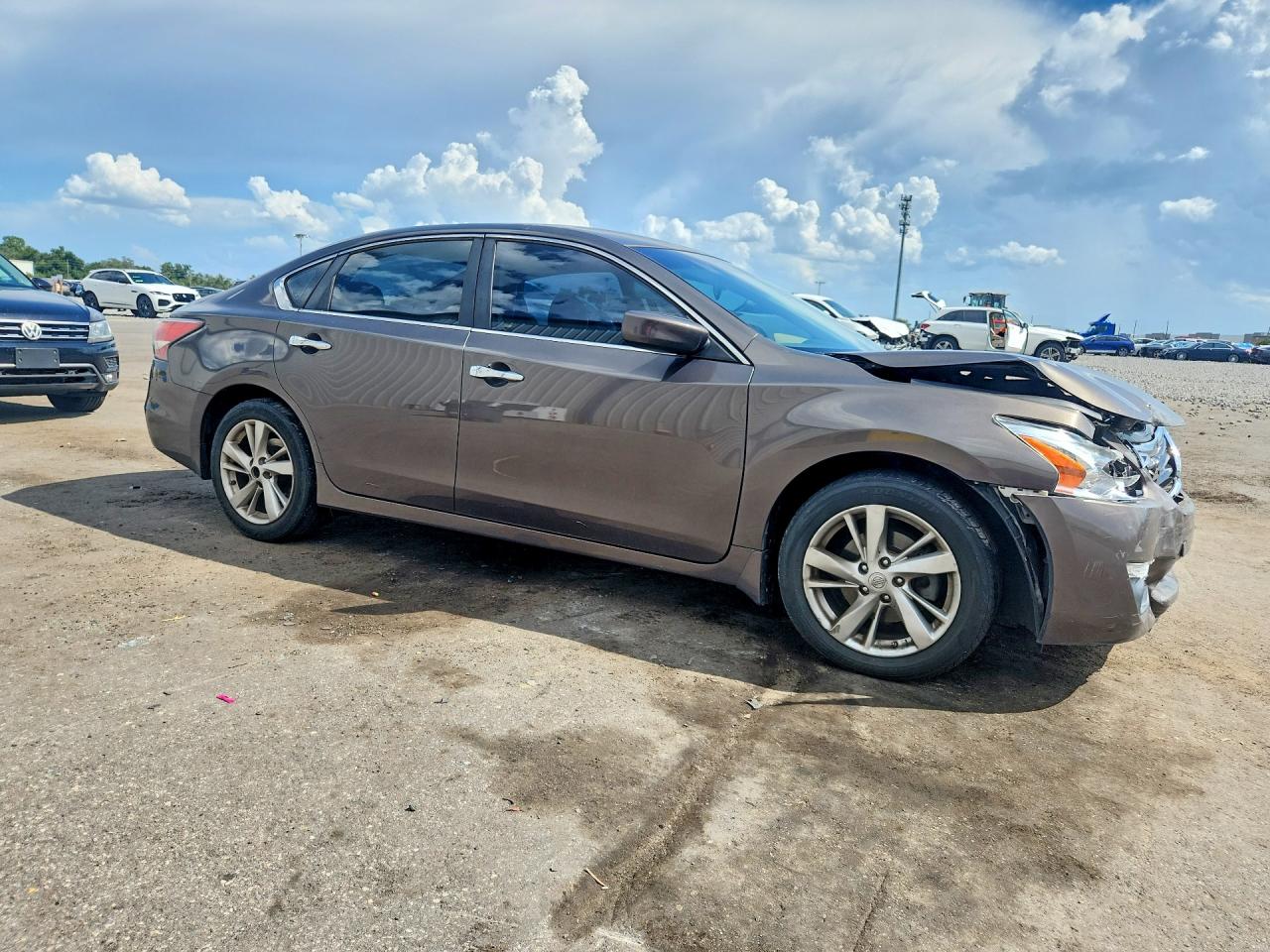 2015 Nissan Altima 2.5 Sv Brown vin: 1N4AL3AP8FC237647