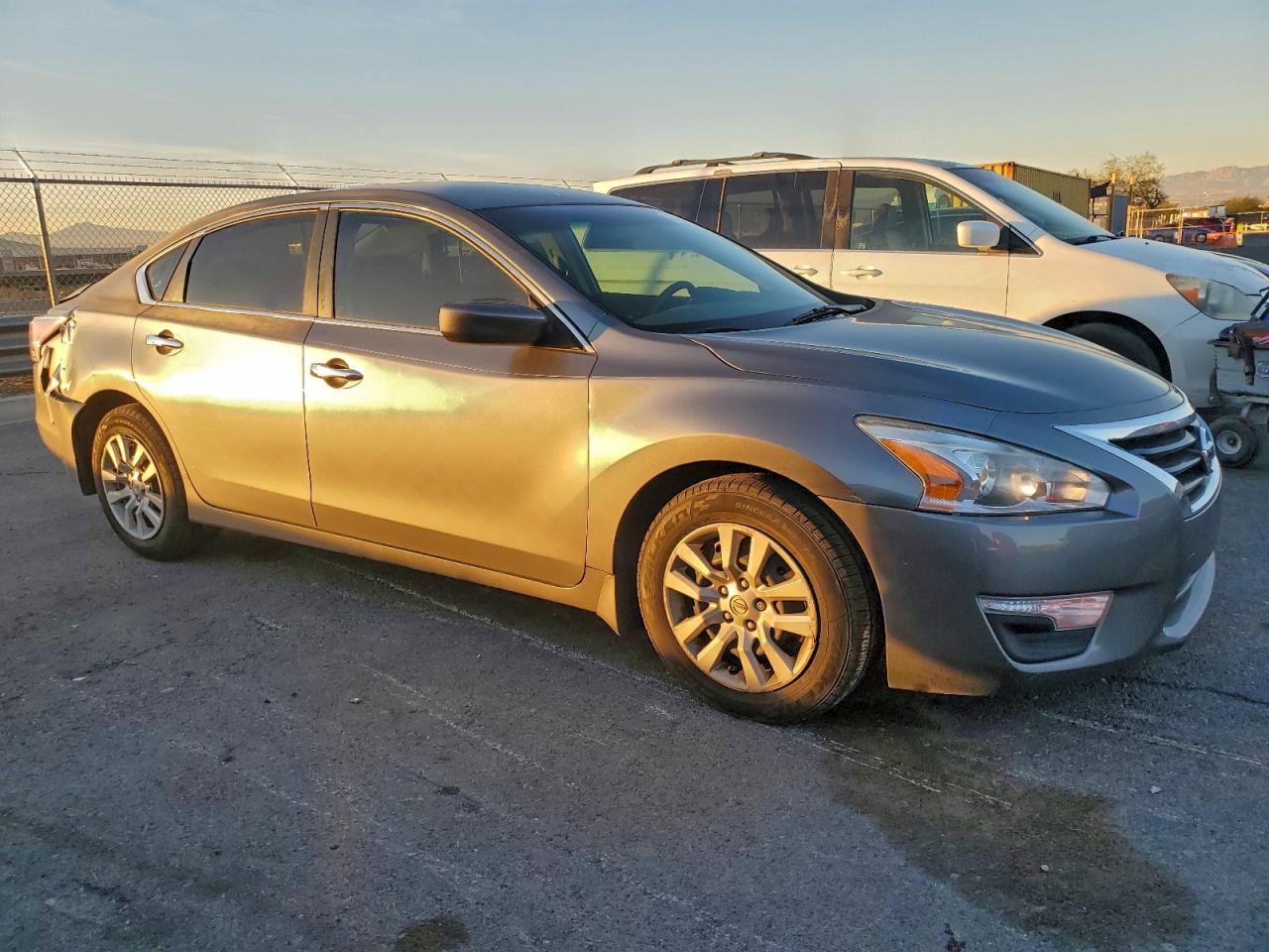2015 Nissan Altima 2.5 Gray vin: 1N4AL3AP8FC239320