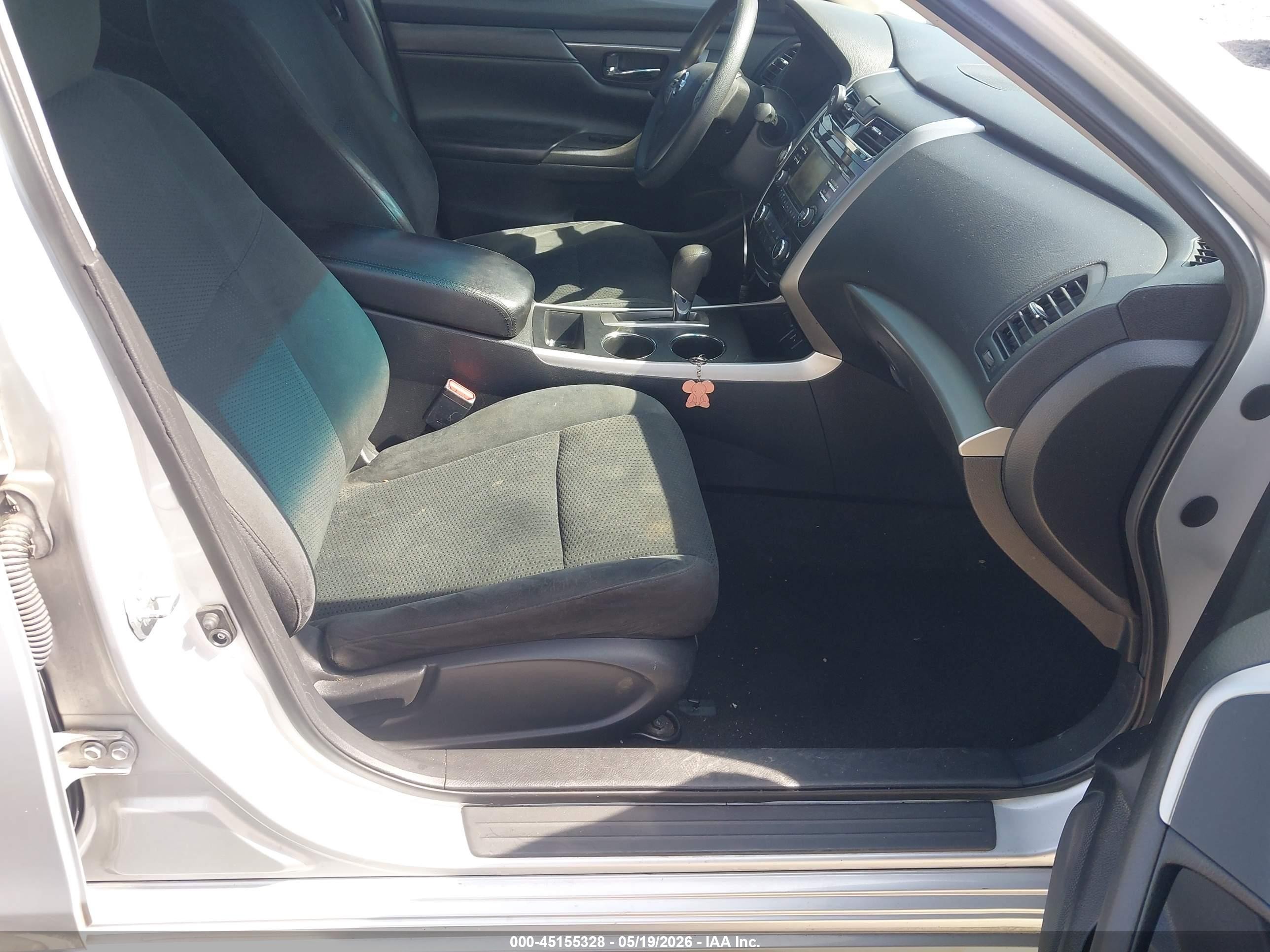 2015 Nissan Altima 2.5/2.5 S/2.5 Sl/2.5 Sv Silver vin: 1N4AL3AP8FC248602