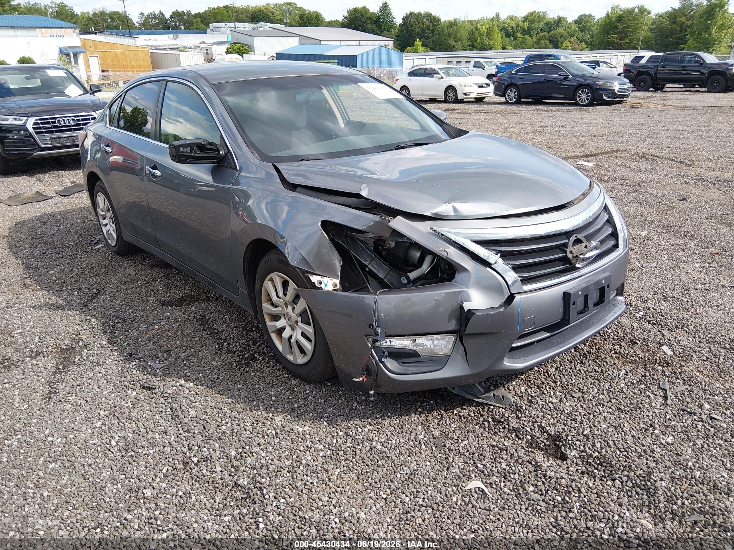 2015 Nissan Altima 2.5/2.5 S/2.5 Sl/2.5 Sv Серый vin: 1N4AL3AP8FC249863