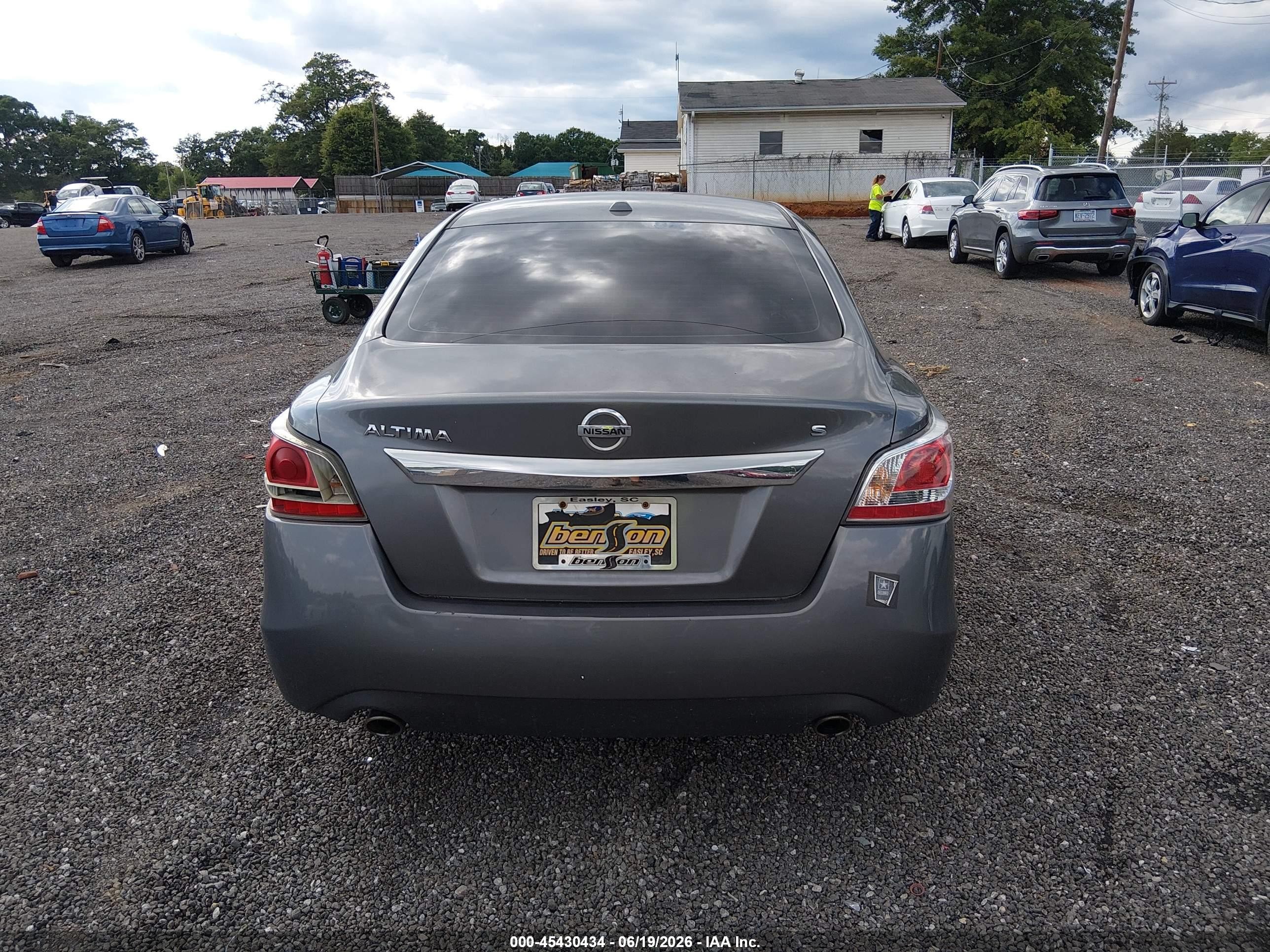 2015 Nissan Altima 2.5/2.5 S/2.5 Sl/2.5 Sv Серый vin: 1N4AL3AP8FC249863