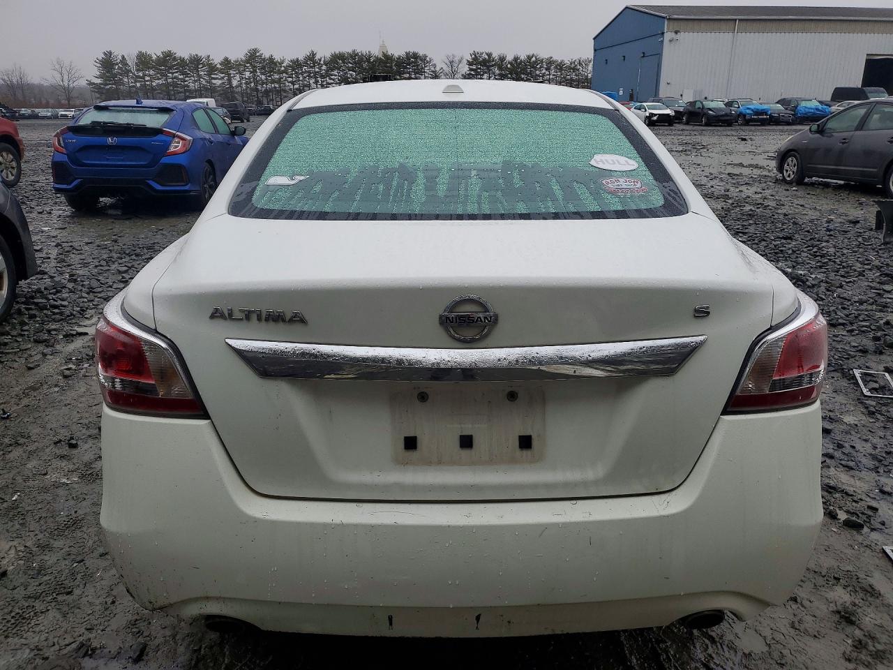 2015 Nissan Altima 2.5 S White vin: 1N4AL3AP8FC254707