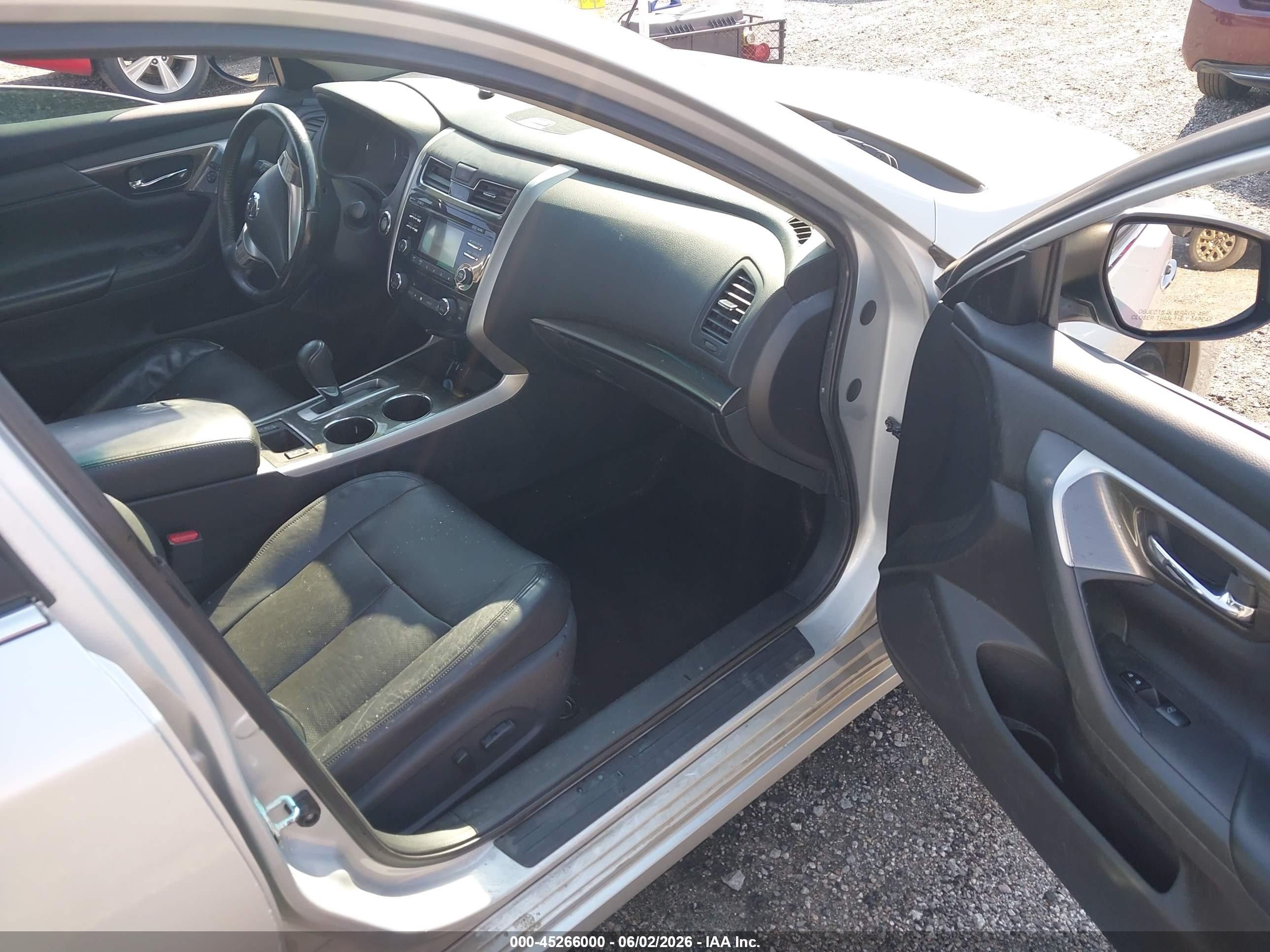 2015 Nissan Altima 2.5 Sl White vin: 1N4AL3AP8FC260930