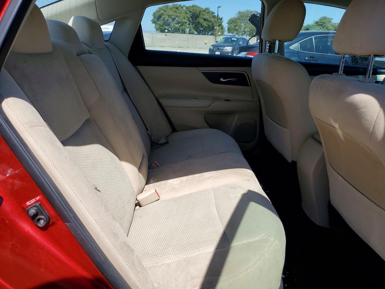 2015 Nissan Altima 2.5 S Красный vin: 1N4AL3AP8FC261365