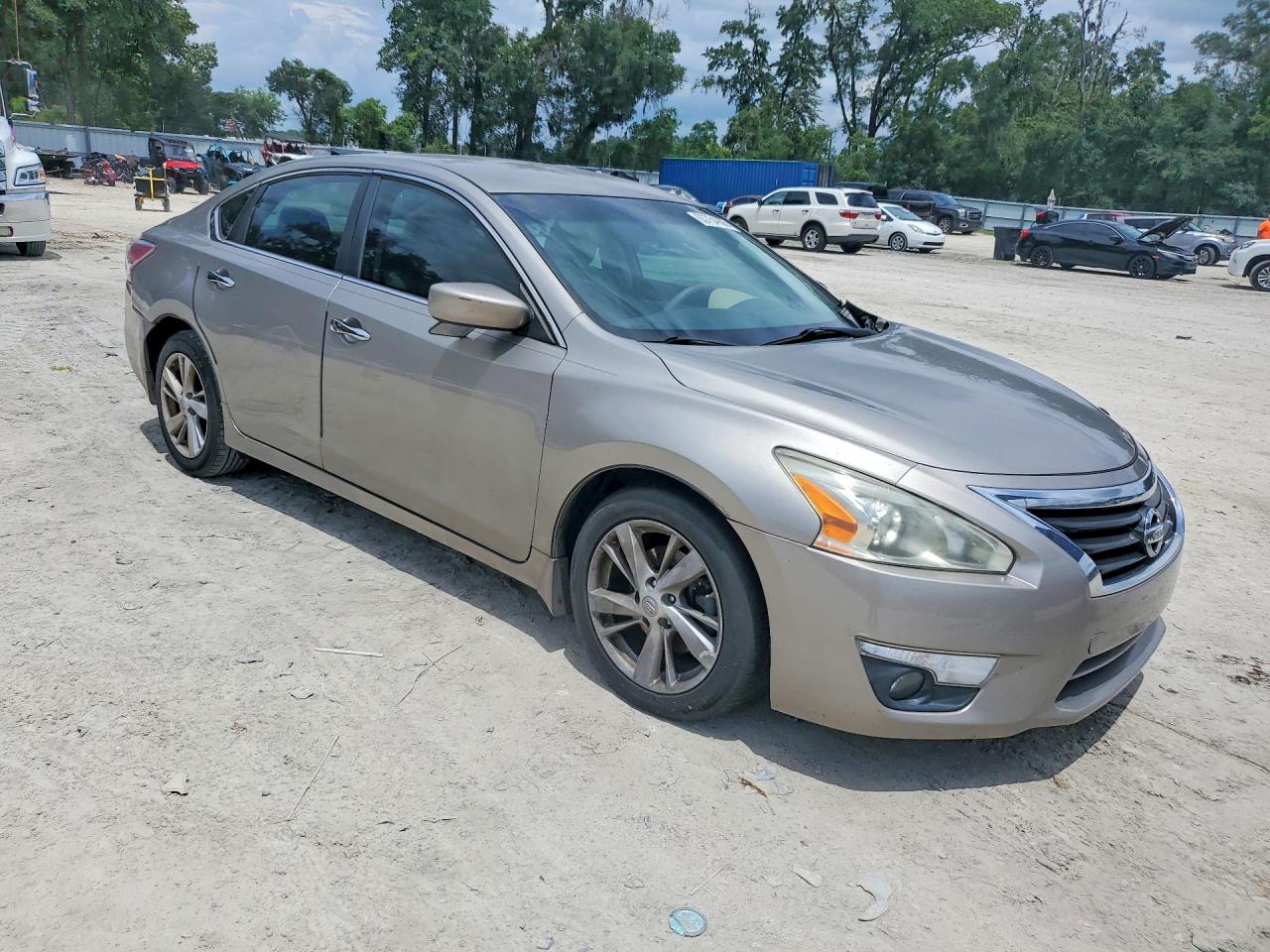 2015 Nissan Altima 2.5 Sv Silver vin: 1N4AL3AP8FC268526