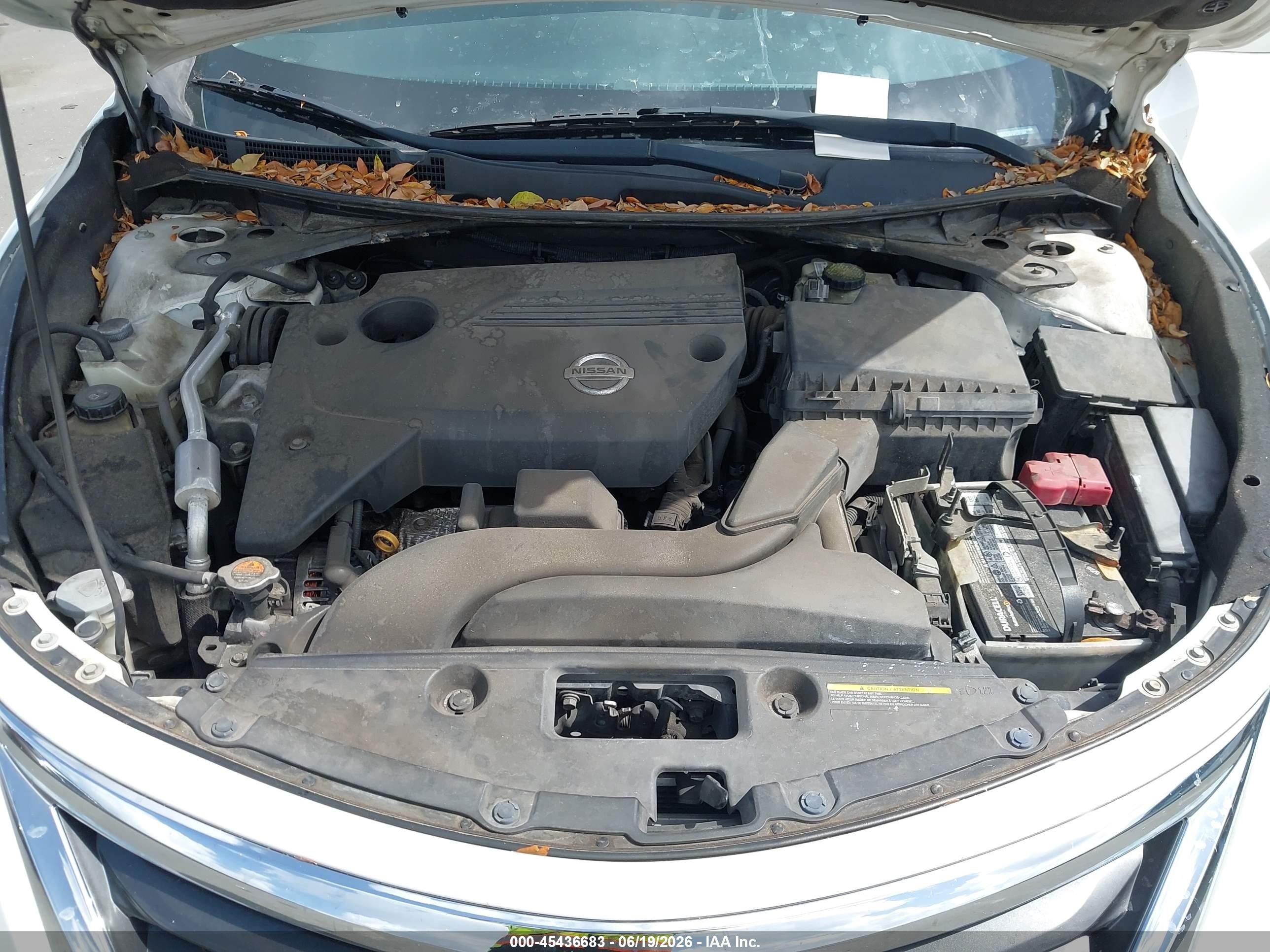 2015 Nissan Altima 2.5/2.5 S/2.5 Sl/2.5 Sv White vin: 1N4AL3AP8FC271684