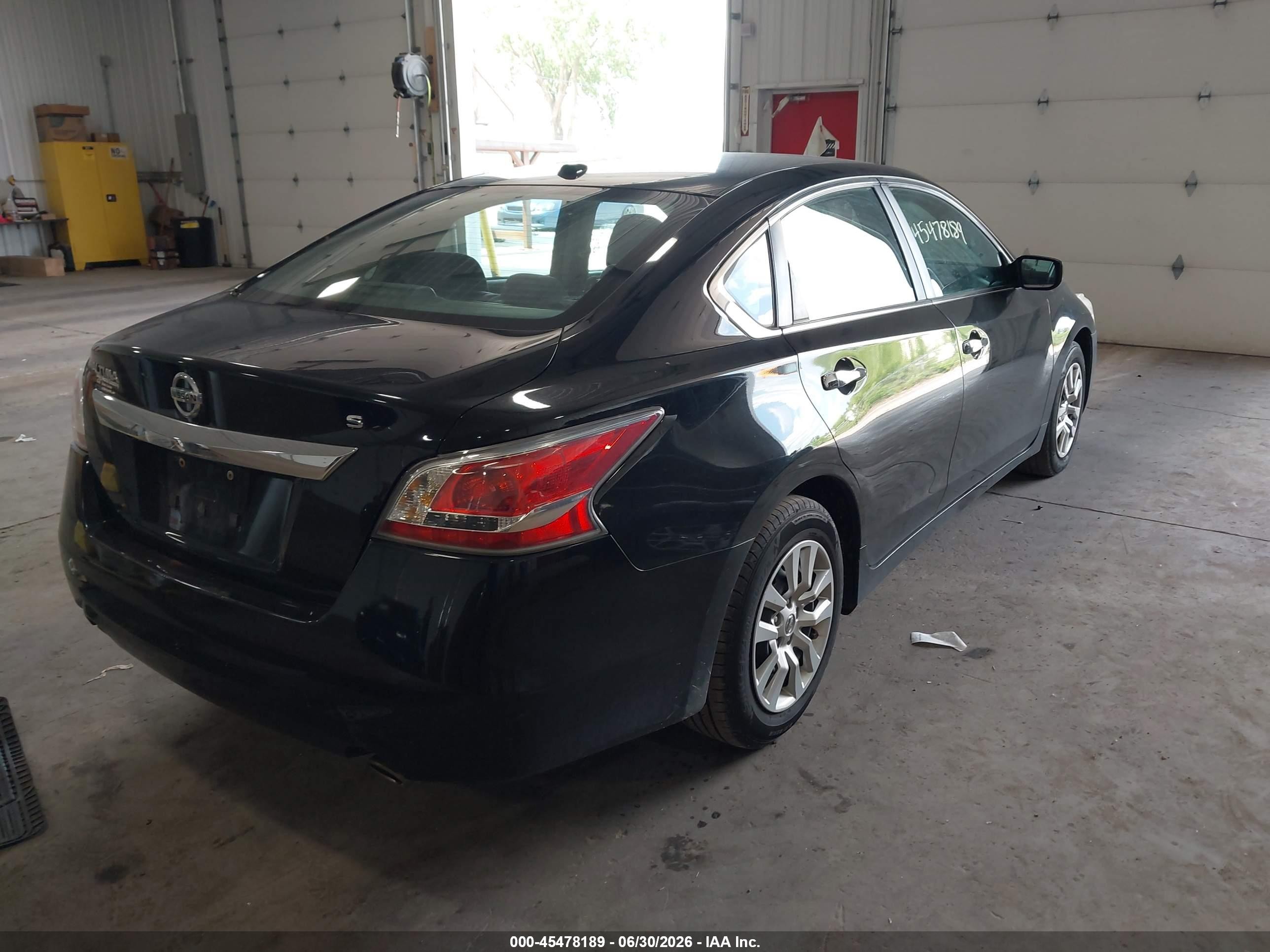 2015 Nissan Altima 2.5/2.5 S/2.5 Sl/2.5 Sv Black vin: 1N4AL3AP8FC296178