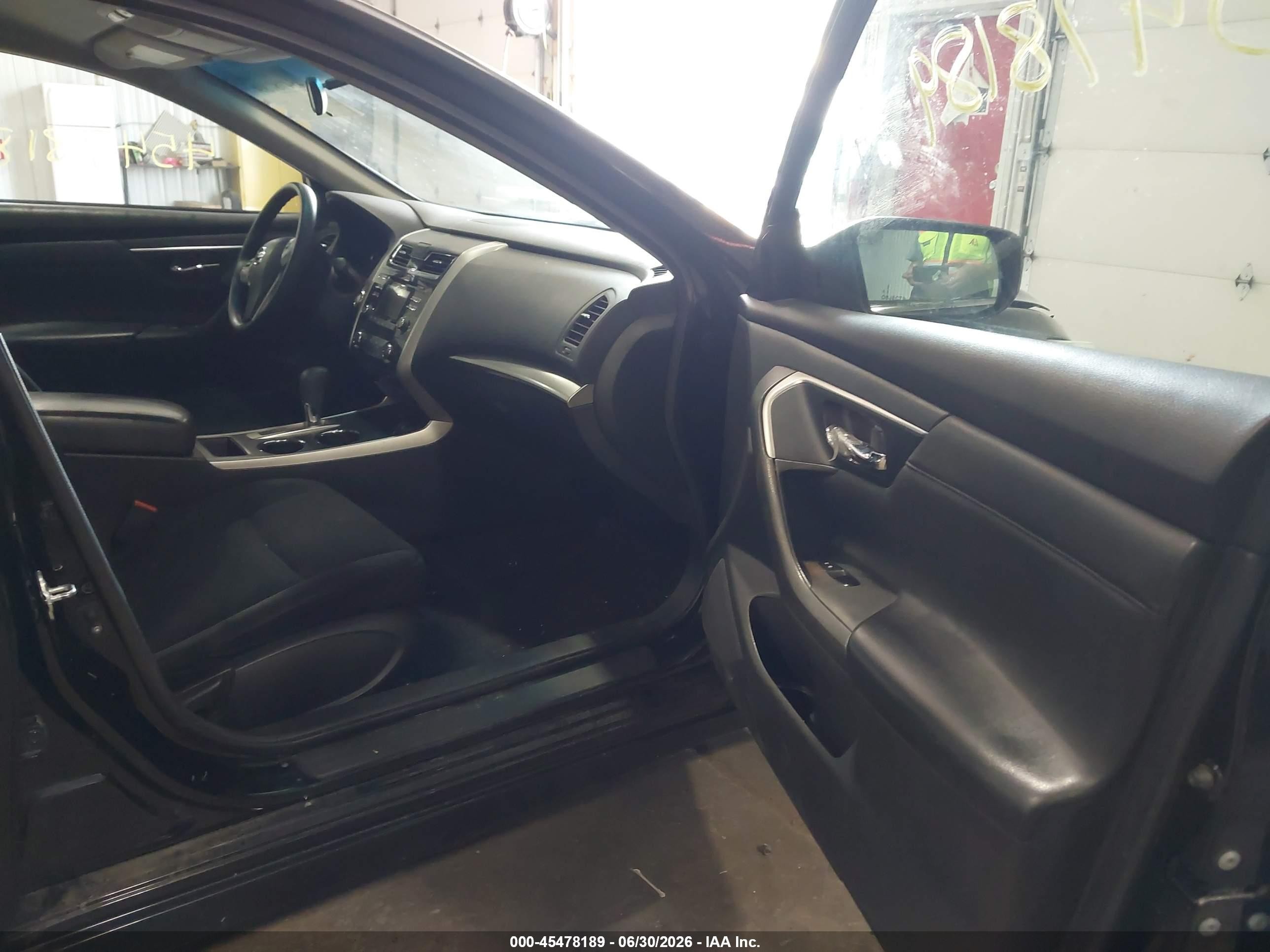 2015 Nissan Altima 2.5/2.5 S/2.5 Sl/2.5 Sv Black vin: 1N4AL3AP8FC296178