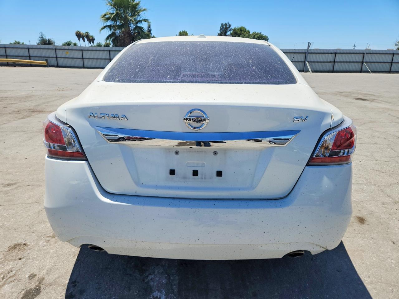 2015 Nissan Altima 2.5 Sv Белый vin: 1N4AL3AP8FC298187