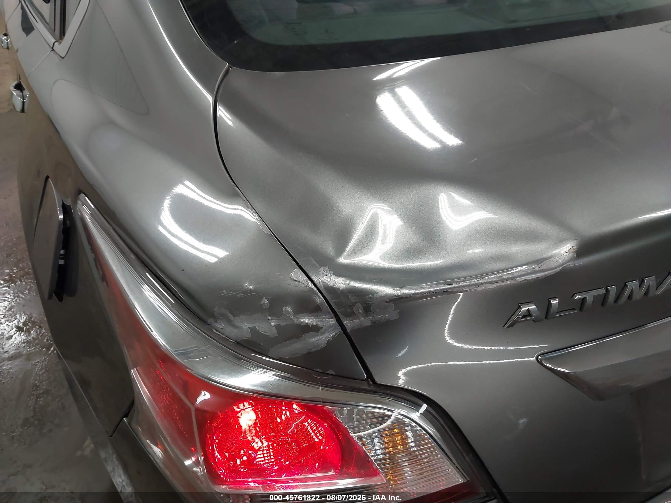 2015 Nissan Altima 2.5/2.5 S/2.5 Sl/2.5 Sv Gray vin: 1N4AL3AP8FC421213