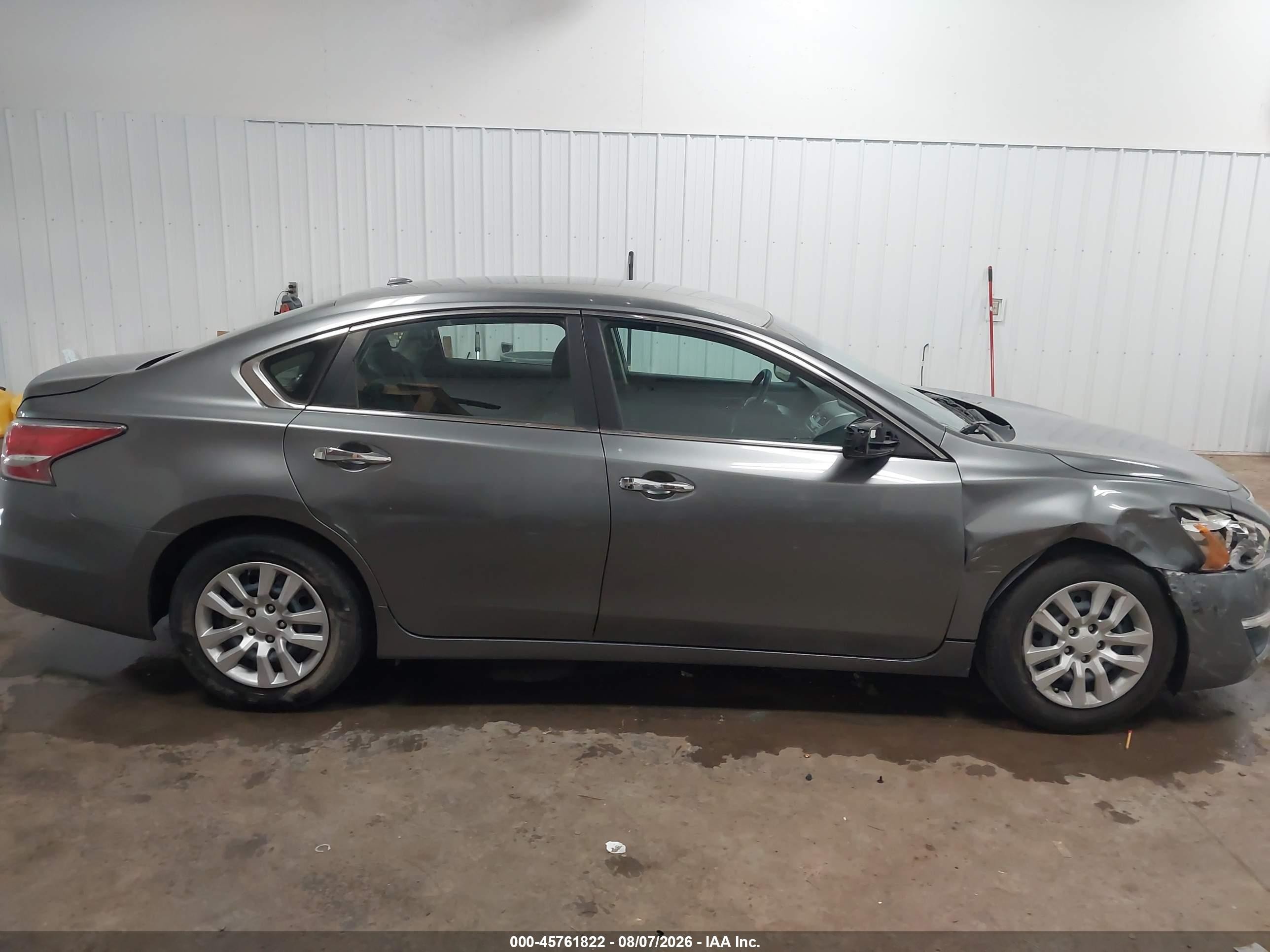 2015 Nissan Altima 2.5/2.5 S/2.5 Sl/2.5 Sv Gray vin: 1N4AL3AP8FC421213