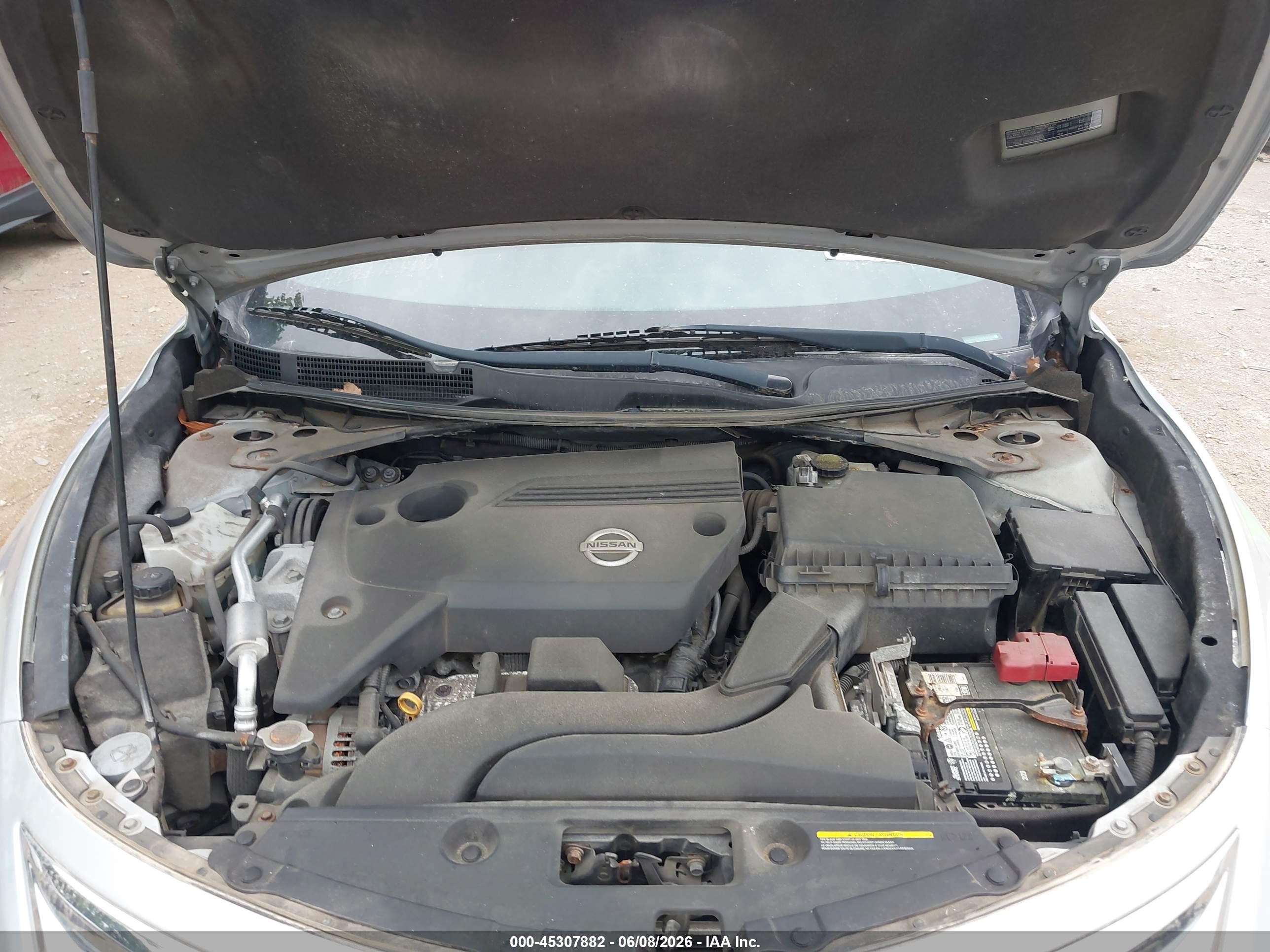 2015 Nissan Altima 2.5 S Silver vin: 1N4AL3AP8FC430221