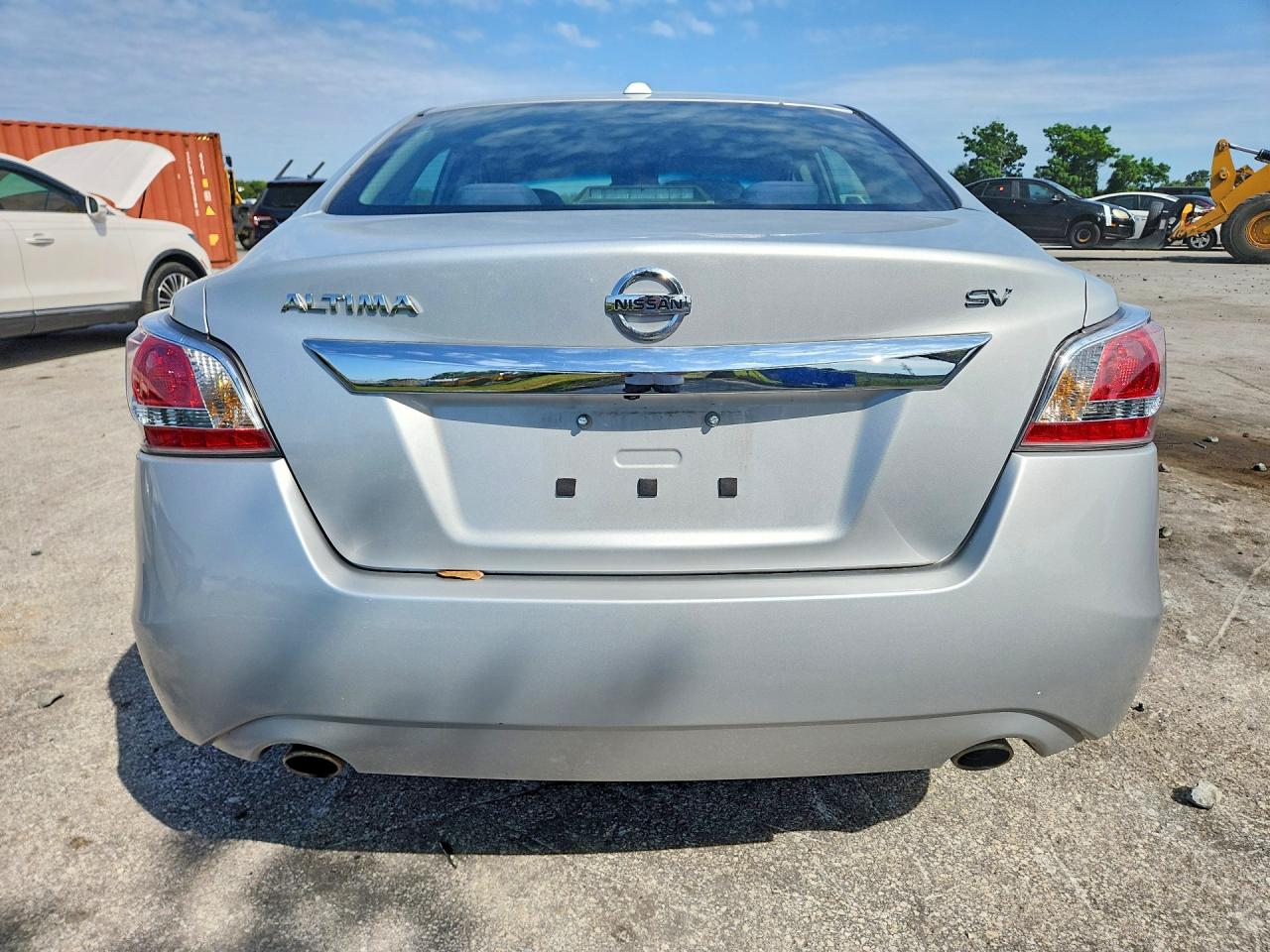 2015 Nissan Altima 2.5 Sv Silver vin: 1N4AL3AP8FC433944