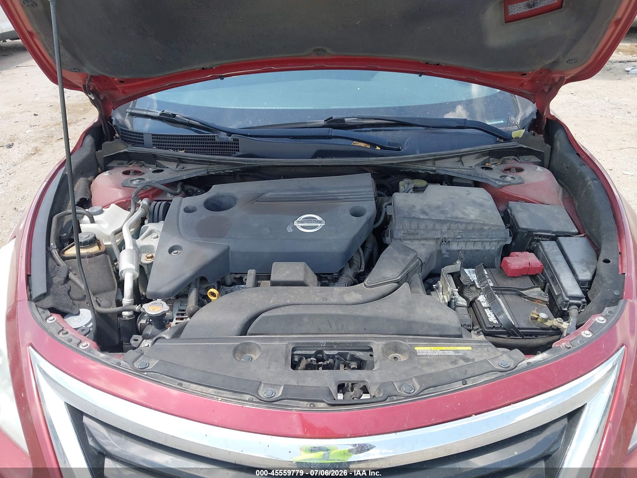 2015 Nissan Altima 2.5 Sv Red vin: 1N4AL3AP8FC434589