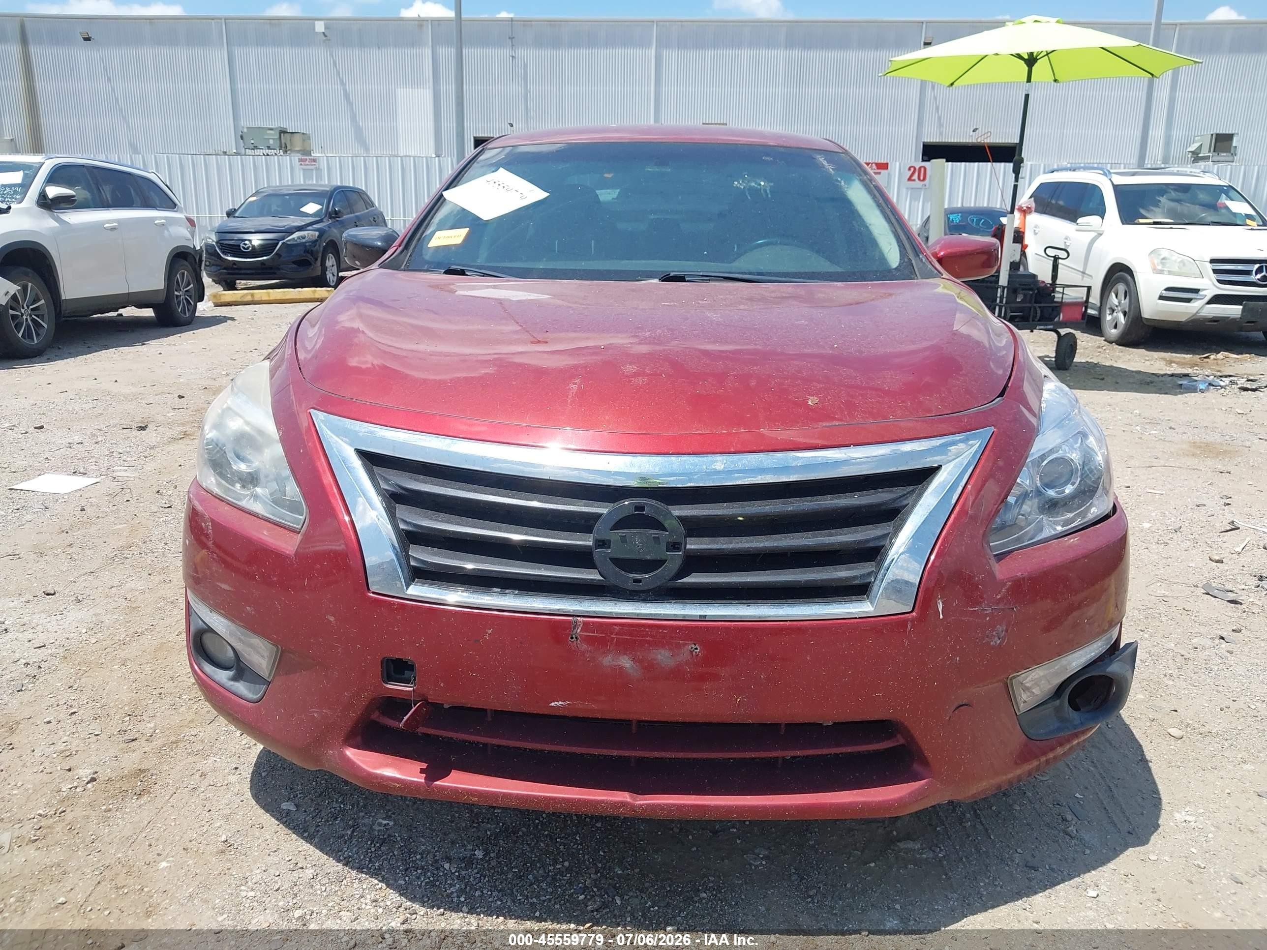 2015 Nissan Altima 2.5 Sv Red vin: 1N4AL3AP8FC434589