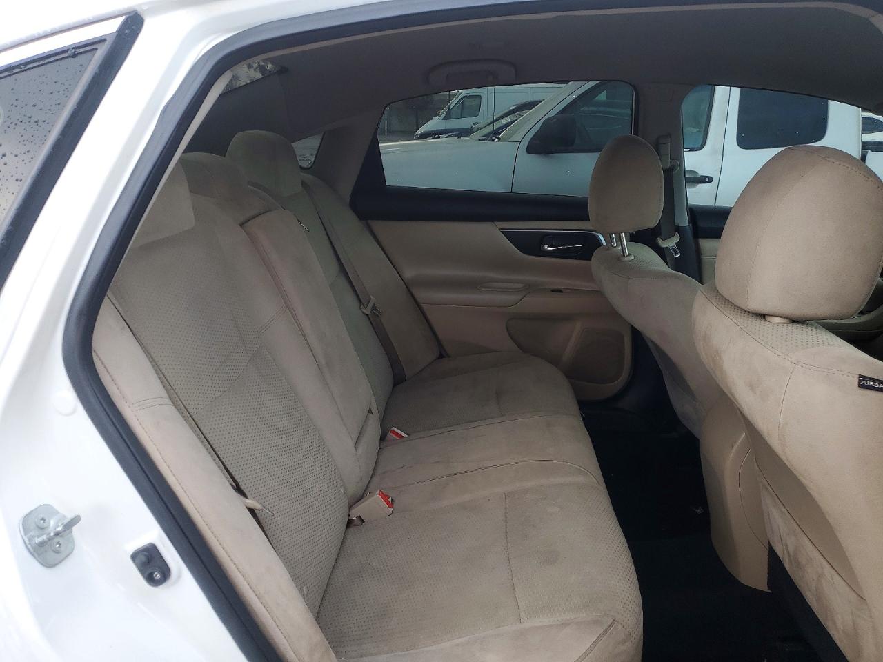 2015 Nissan Altima White vin: 1N4AL3AP8FC437282