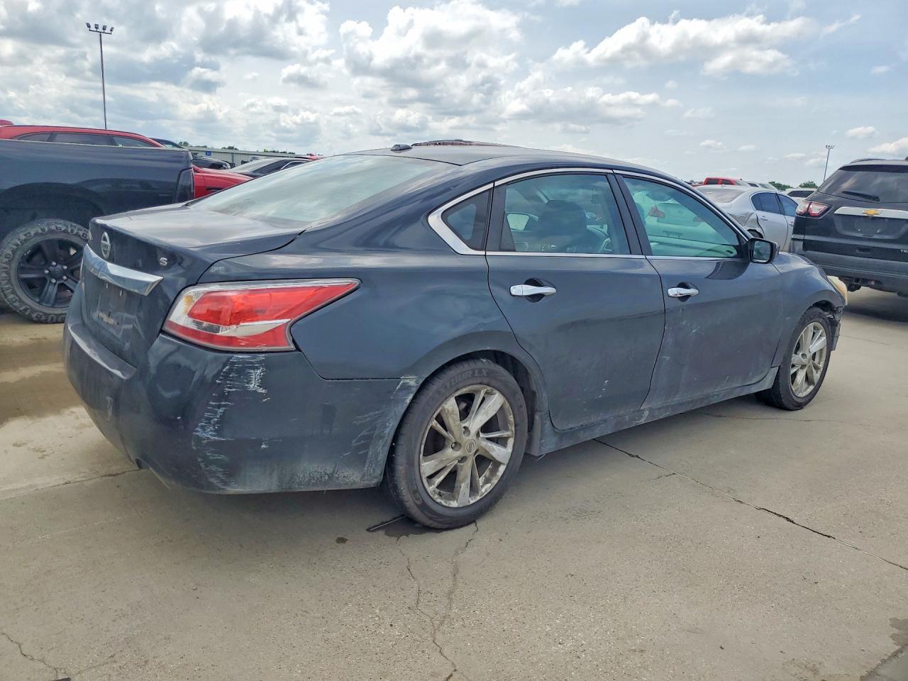 2015 Nissan Altima 2.5 S Charcoal vin: 1N4AL3AP8FC443163